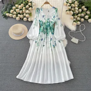 - Long-sleeved V-neck a-line printed dress GEU1002