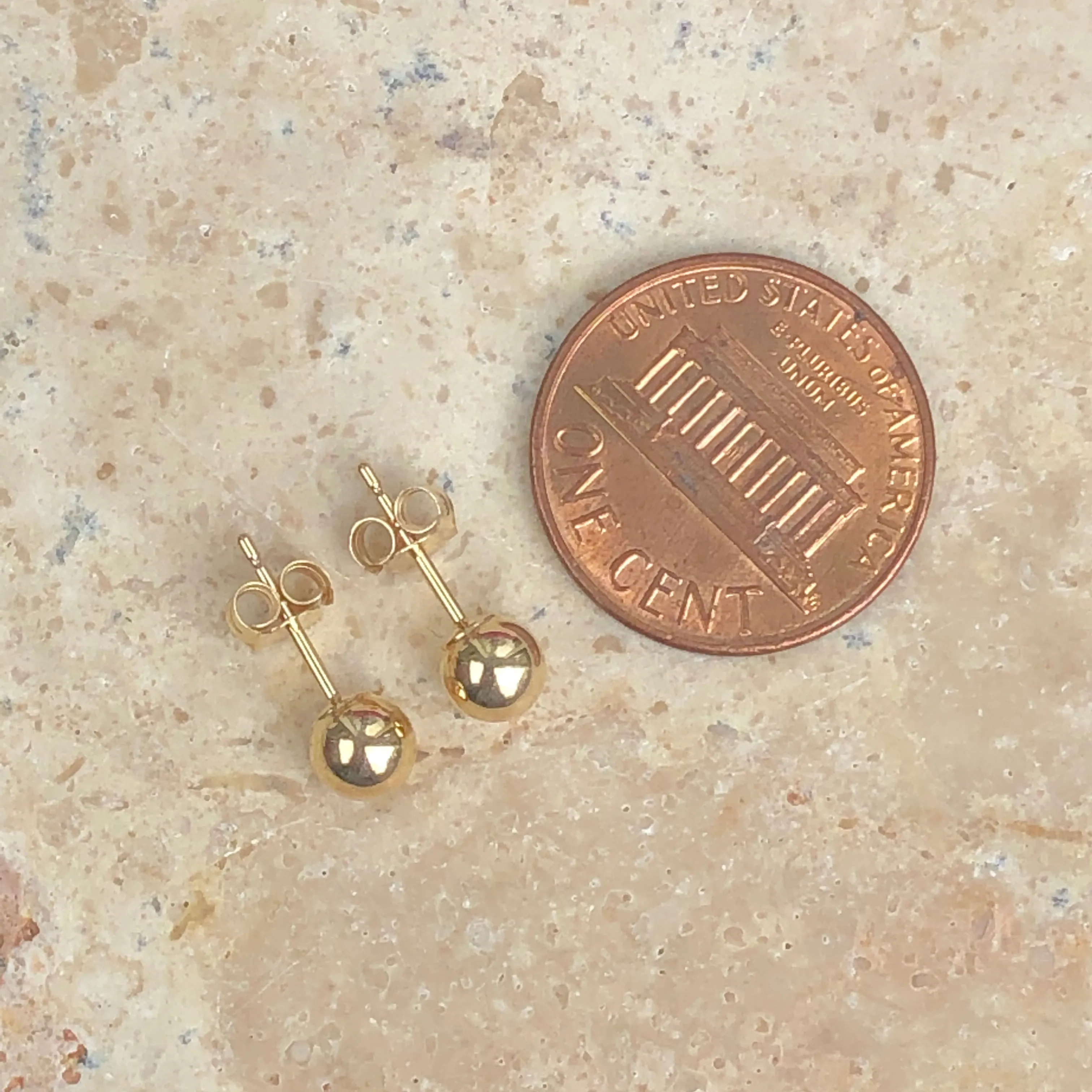 14KT Yellow Gold Polished Ball Stud Earrings 5mm