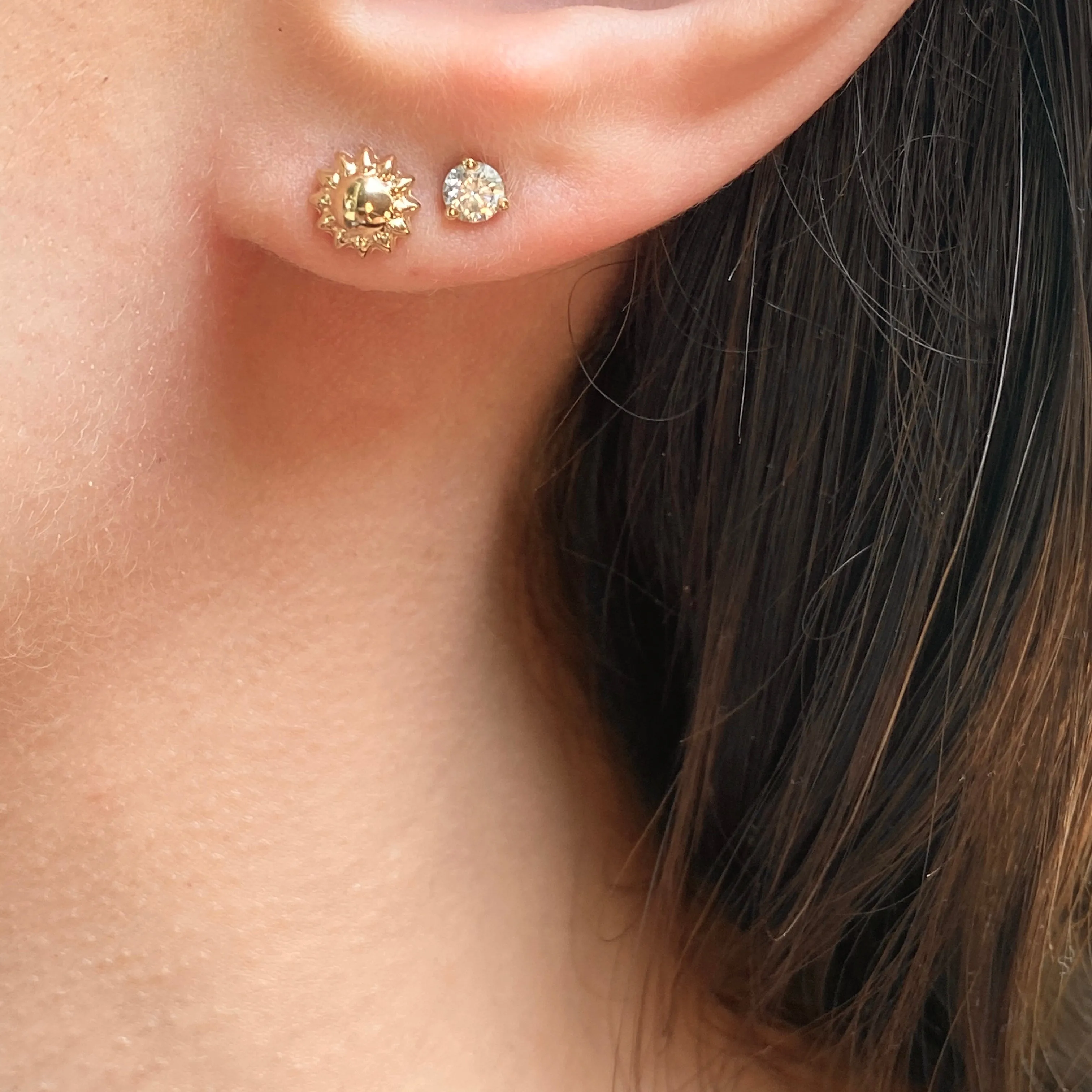 14KT Yellow Gold Polished Mini Sunflower Post Stud Earrings