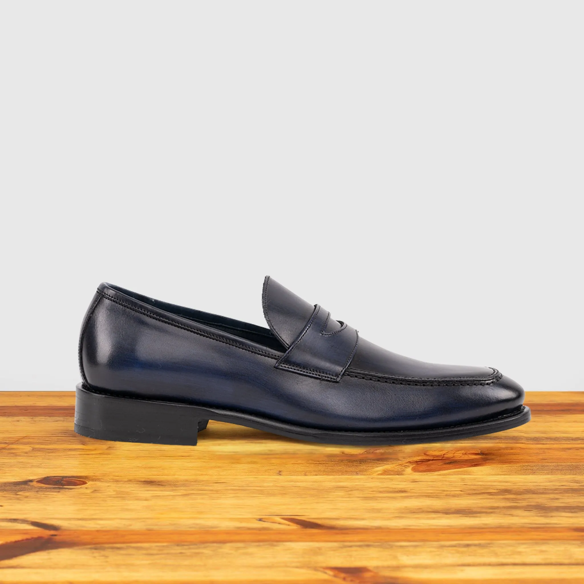 7730 Calzoleria Toscana Leather Dress Loafer