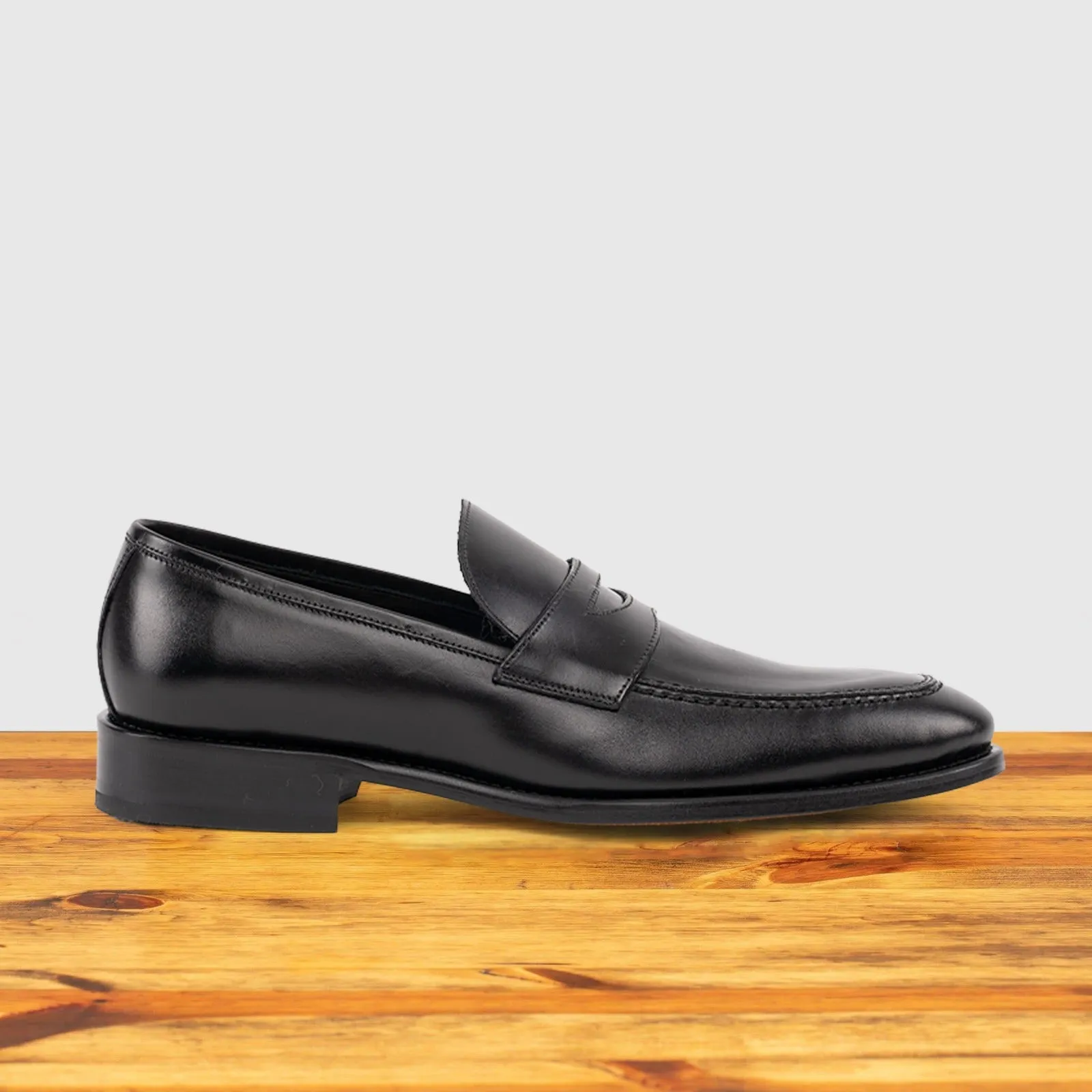 7730 Calzoleria Toscana Leather Dress Loafer