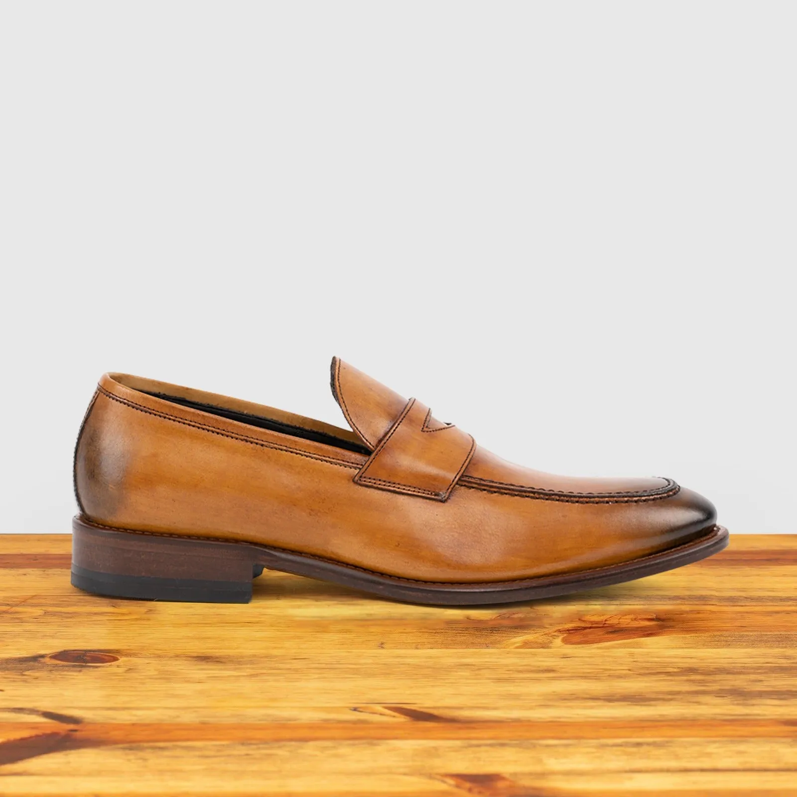 7730 Calzoleria Toscana Leather Dress Loafer