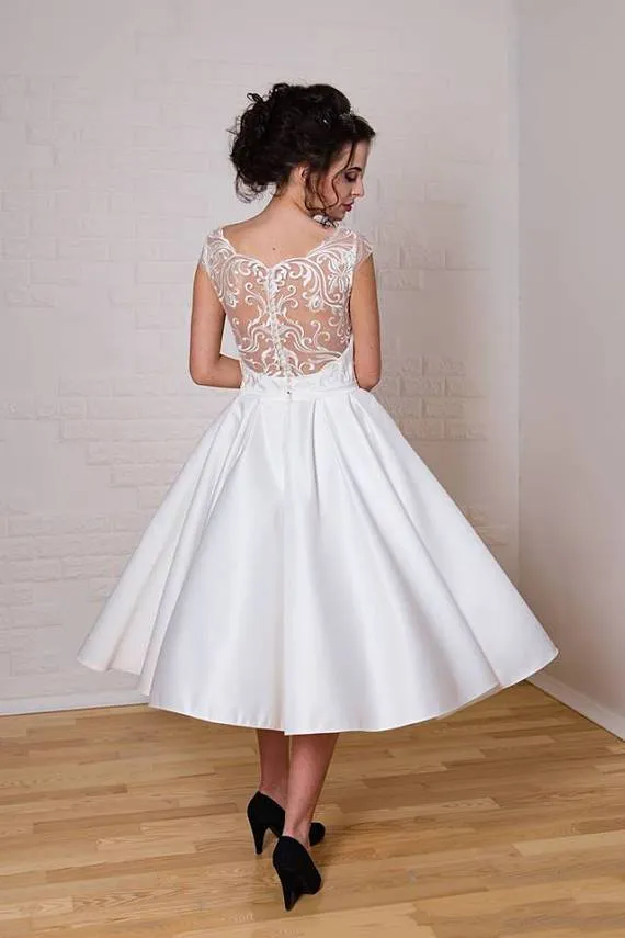 Anneprom Chic Tea Length Wedding Dresses A-line Scoop Applique Unique Wedding Dress APW0235