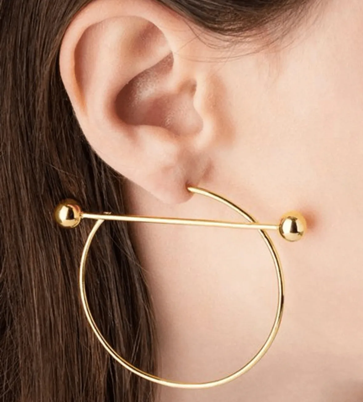 BALL POINT HOOP EARRINGS