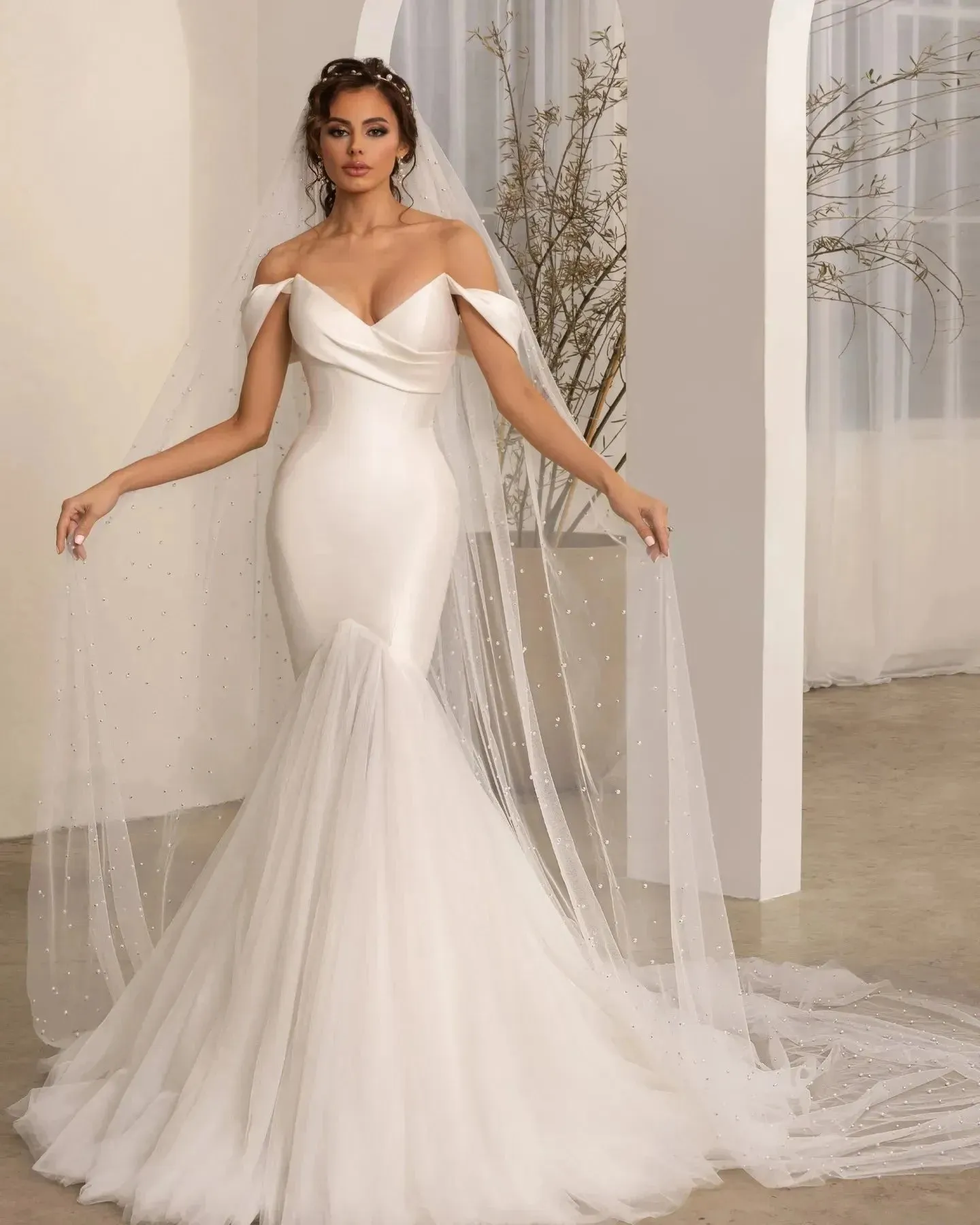Bohemian Wedding Dresses Fashion A-Line Beautiful Satin Mermaid Off Shoulder Mopping Bride Gowns Sexy Backless Sleeveless