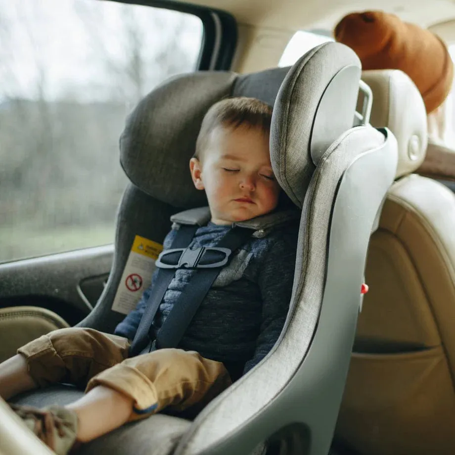 Clek Fllo Convertible Car Seat - Railroad Ziip