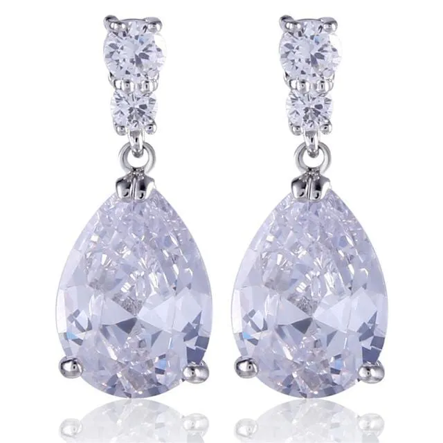 CRYSTAL DROP EARRING