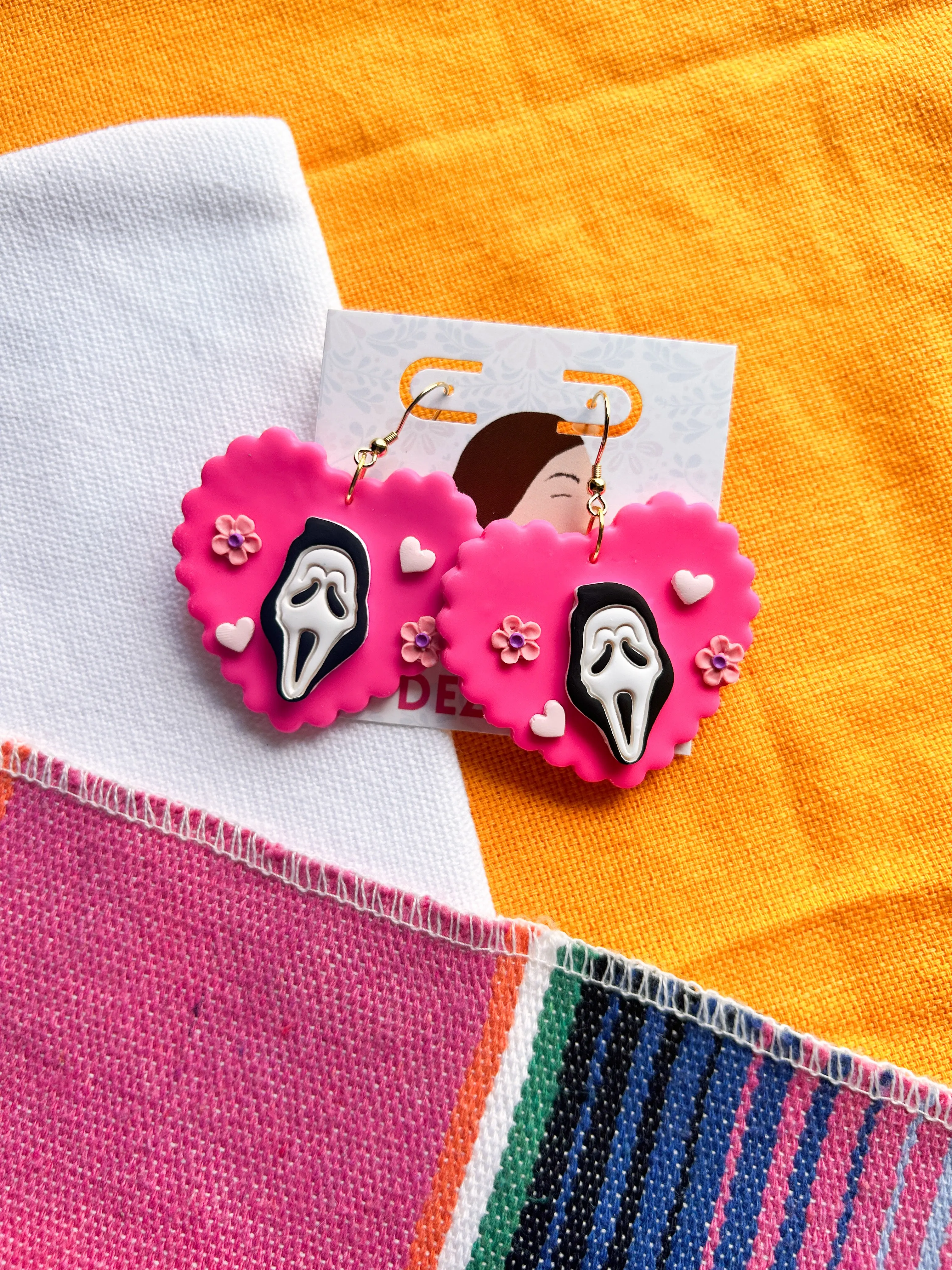 Cutesy Ghost face