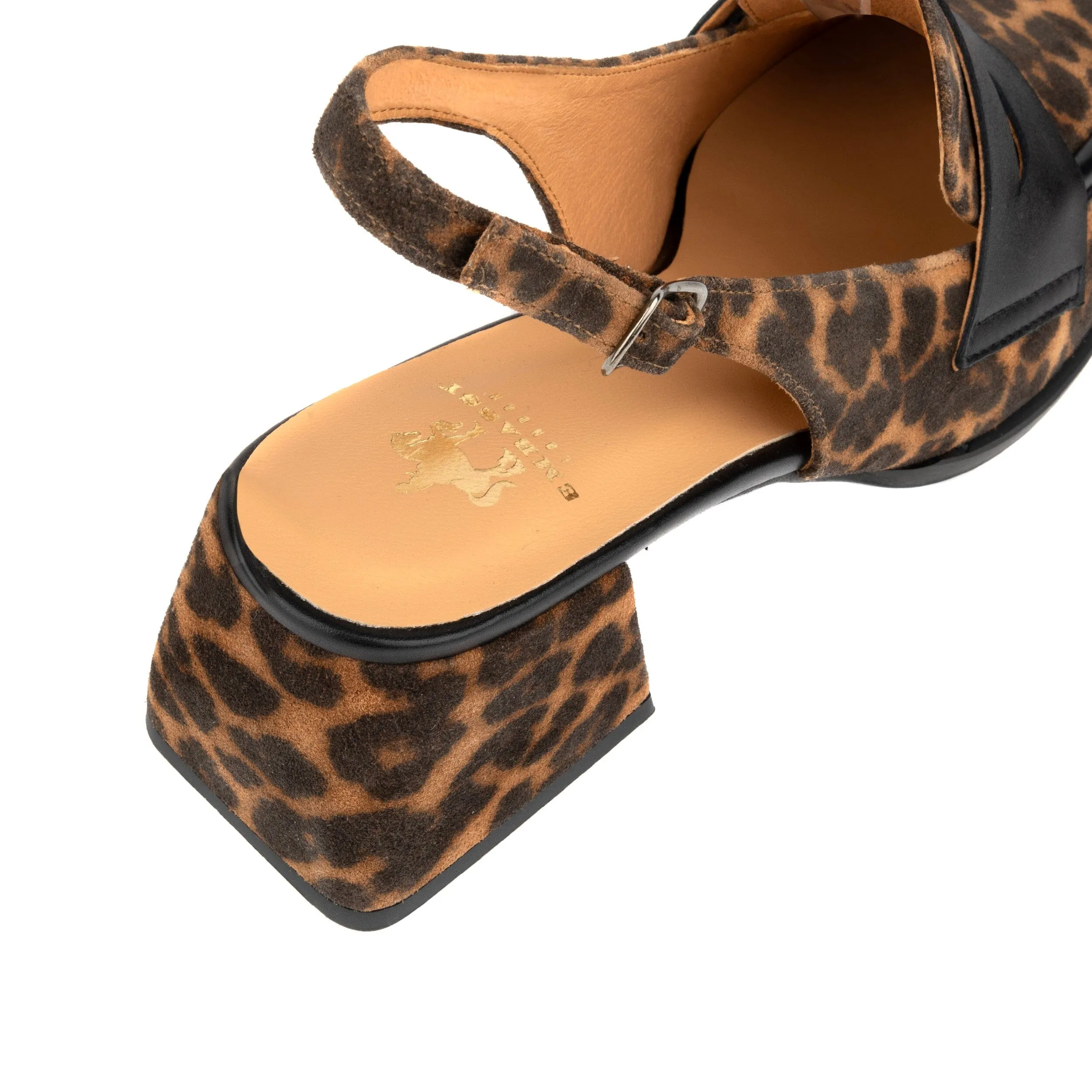 Diana - Leopard