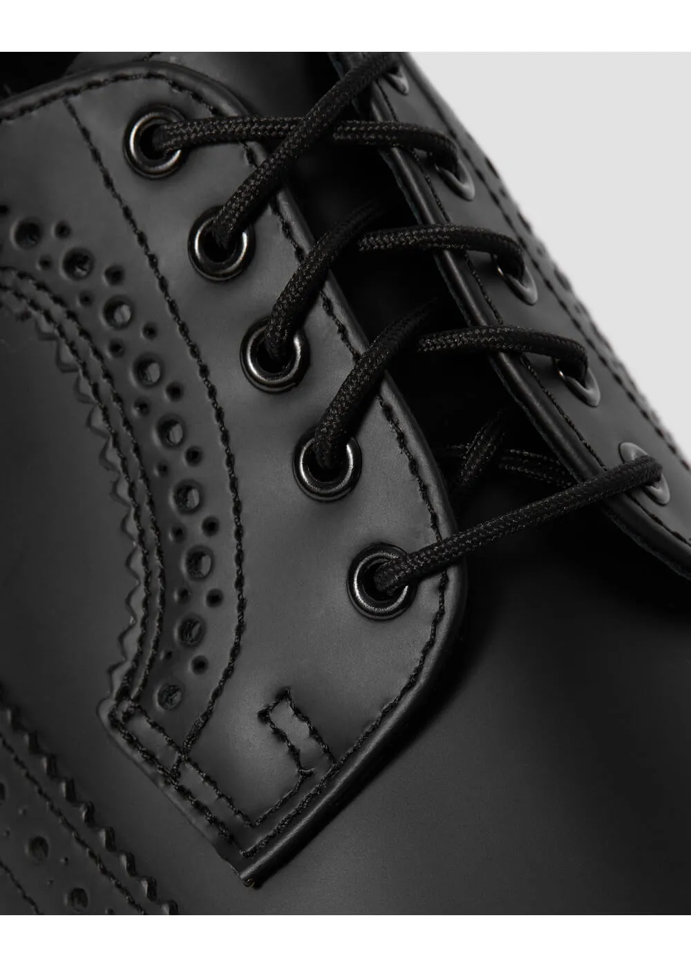 Dr. Martens 3989 Smooth Leather Brogues Shoes Black