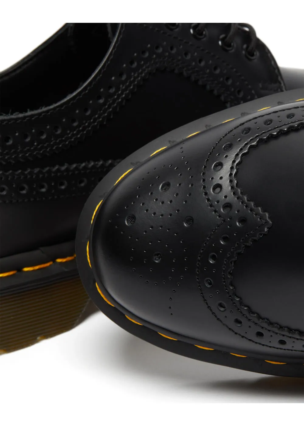 Dr. Martens 3989 Smooth Leather Brogues Shoes Black