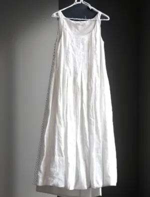 Elisa® | Vintage pleated A-line maxi dress