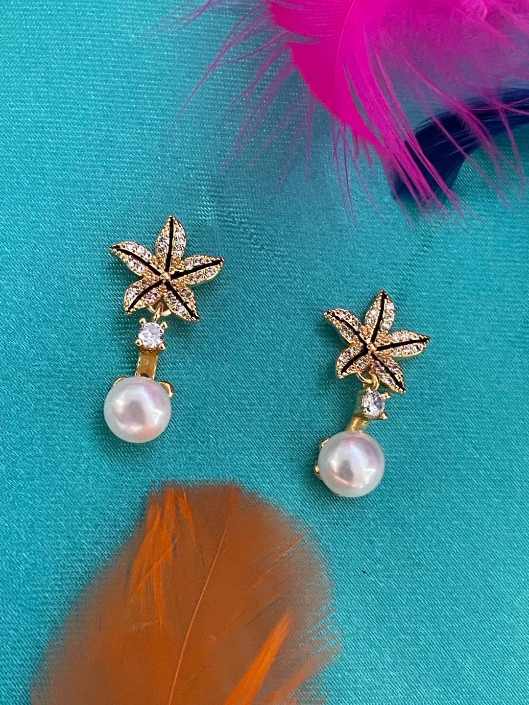 Fresh water pearl Earring With AD in Gold