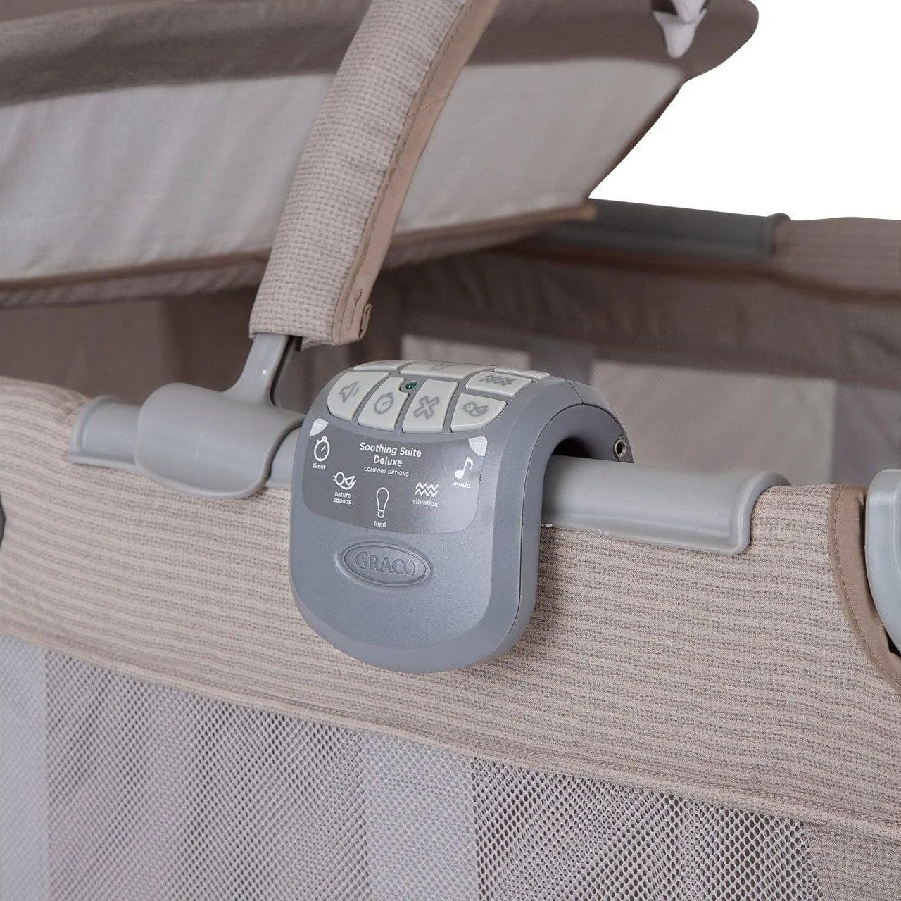 Graco Contour Electra in Little Adventurers