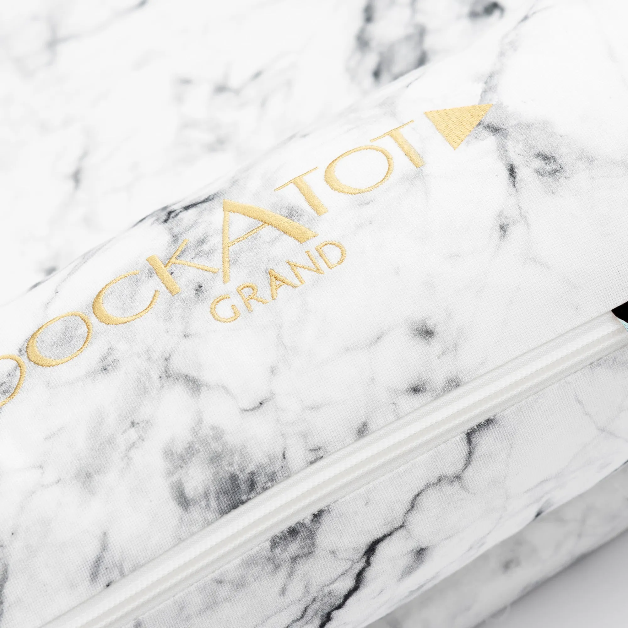 Grand Cover - Carrara Marble