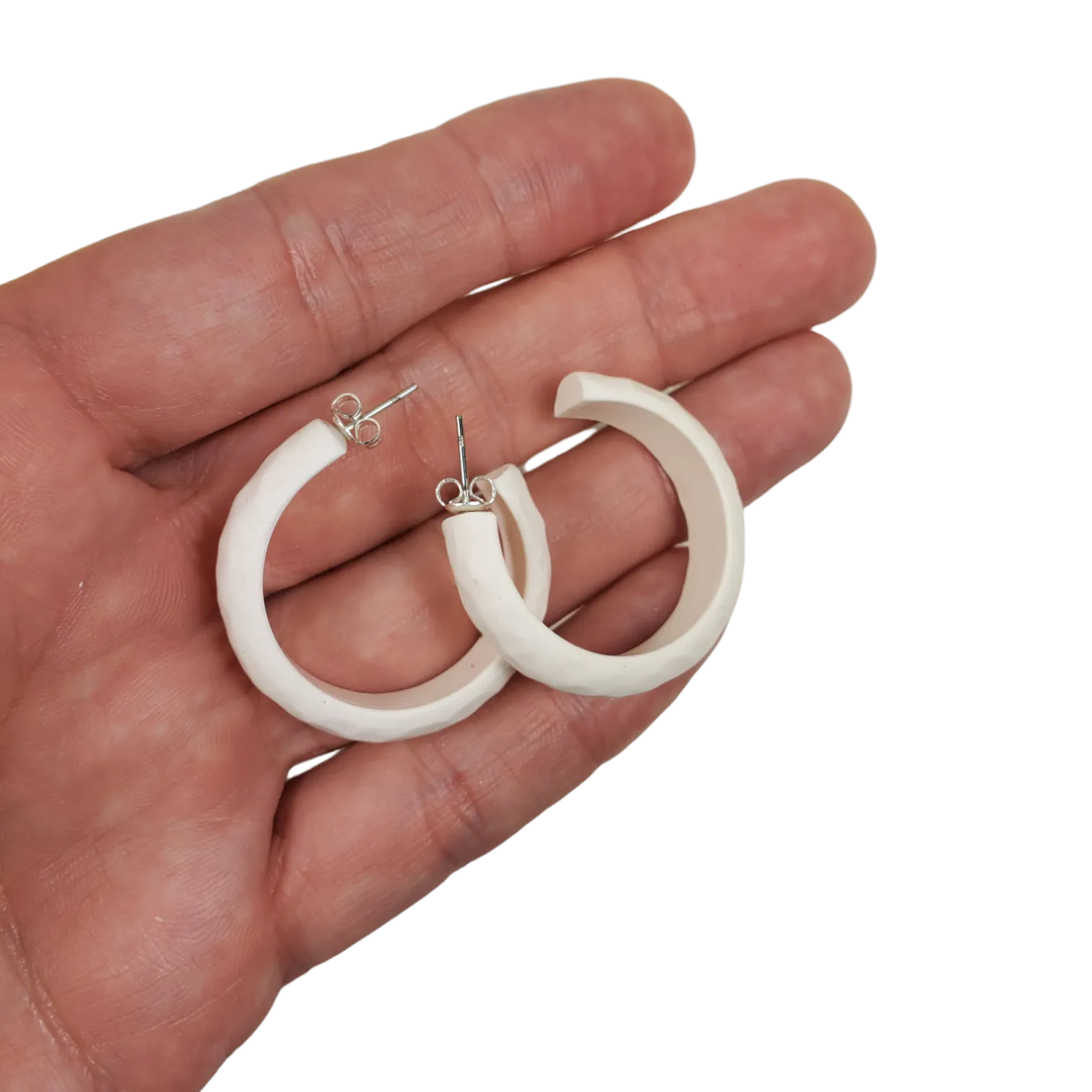 Hammered Hoop Earrings Medium - Solid Color  - White