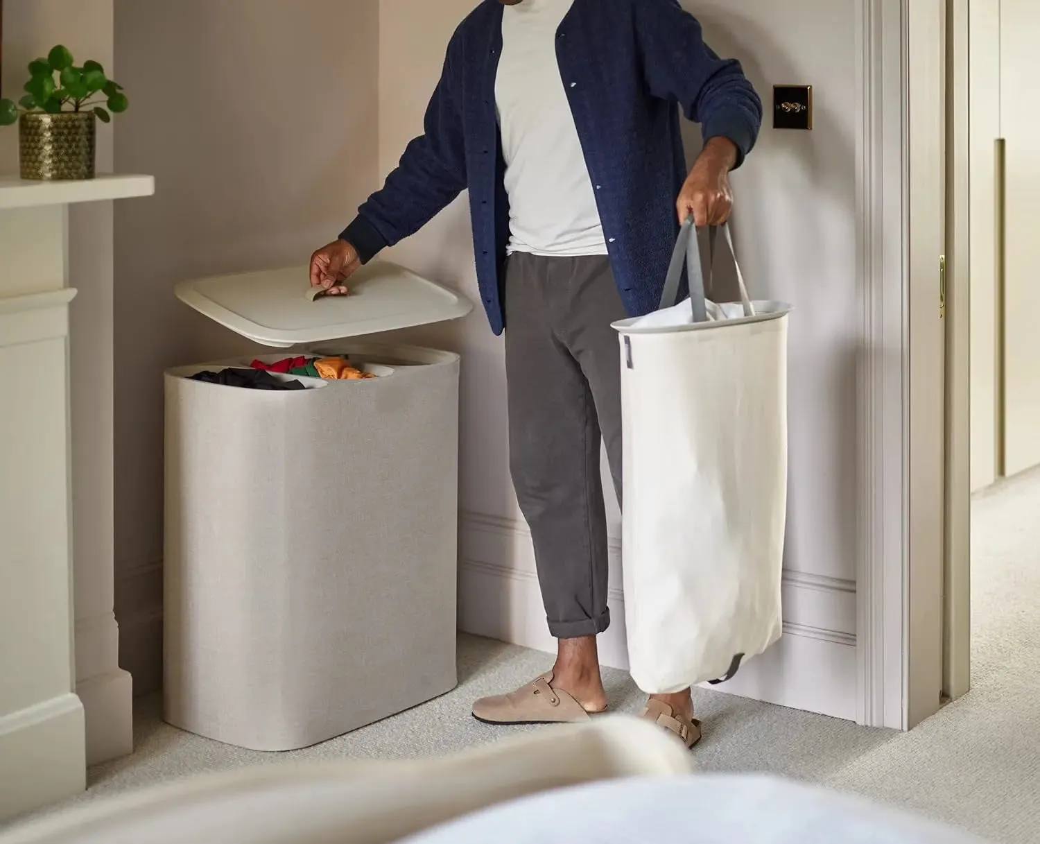 HomeHaven  - Compartment Design Laundry Basket