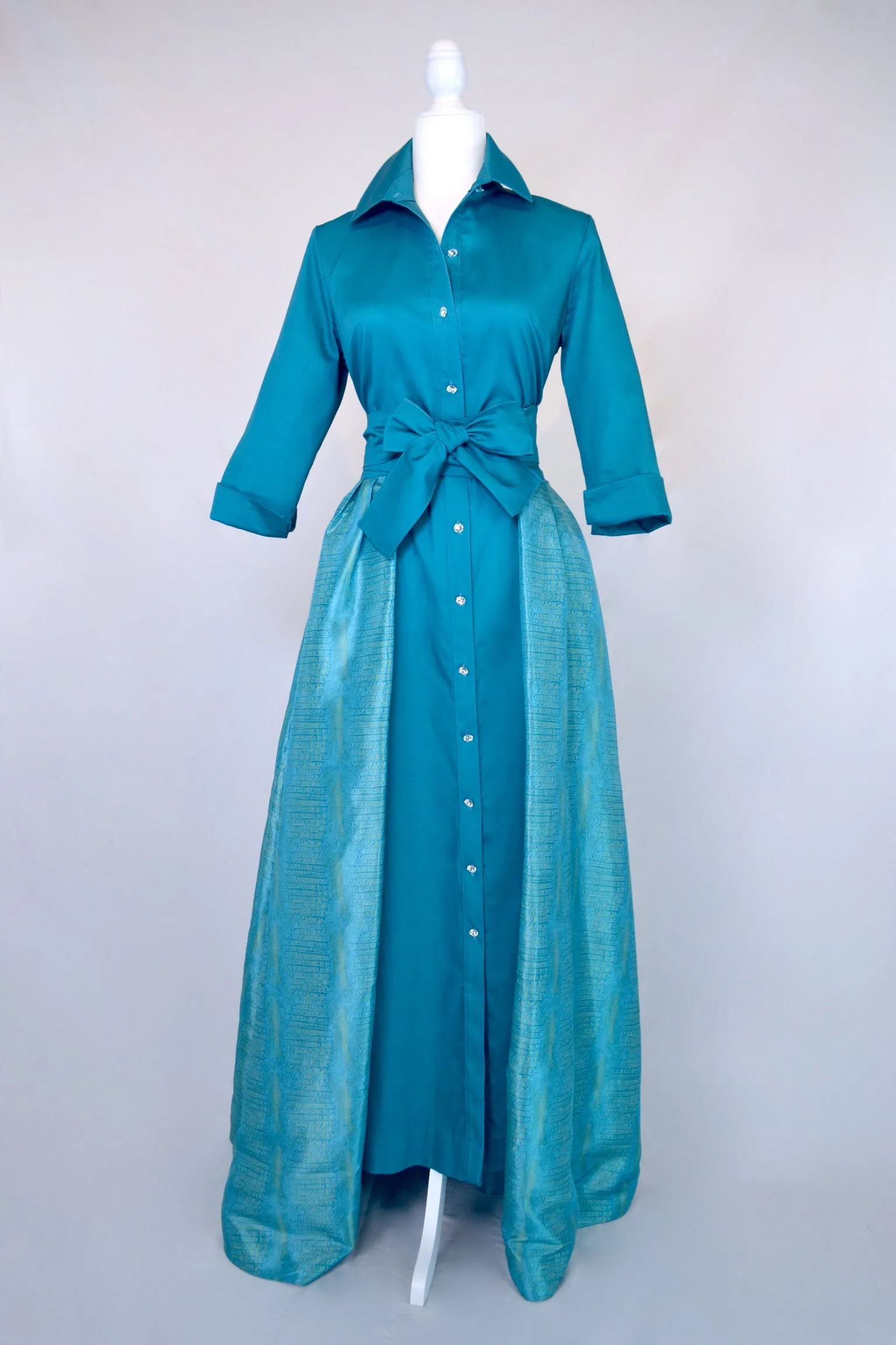Huntington in Teal