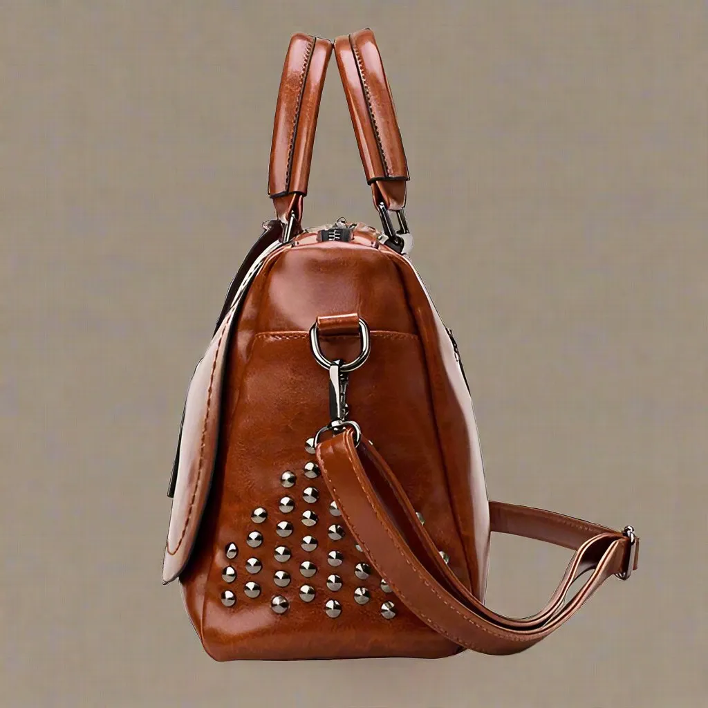 Isabel® | Luxury leather bags with studs