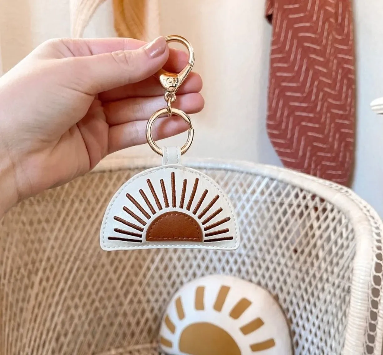 Itzy Friends Charm Keychain - Terracotta Suns