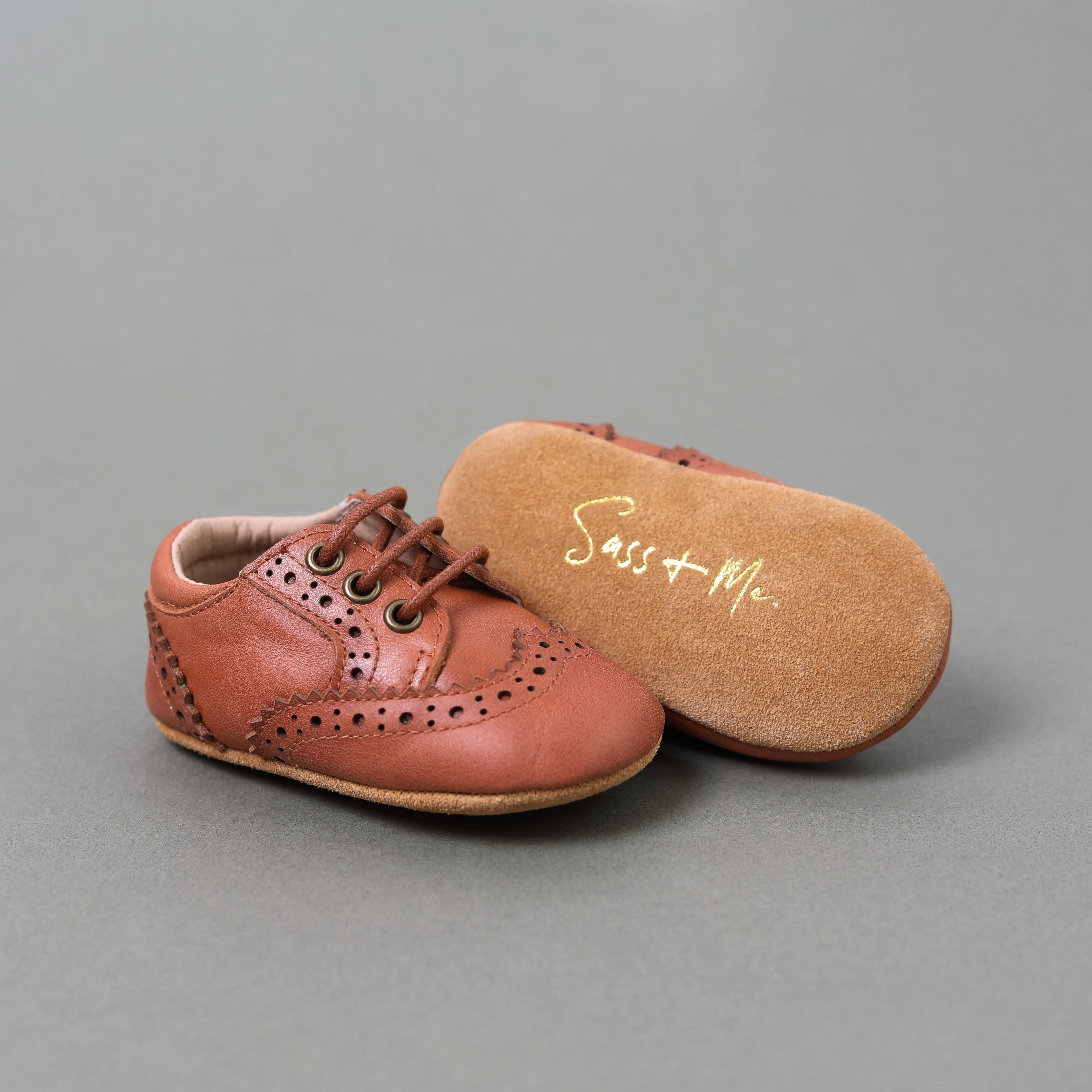 Lace Brogue Shoes - Tan
