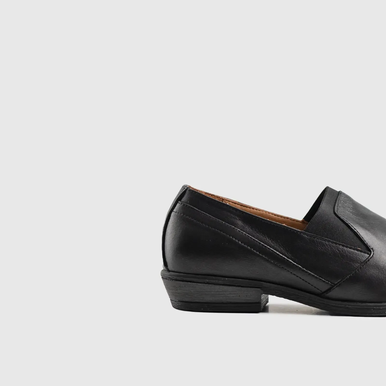 Leather Slip On Tassels 2895 Black