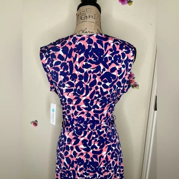 Leota Petals Finnley Faux Wrap Sleeveless Dress in Blue, White &amp; Coral Size L