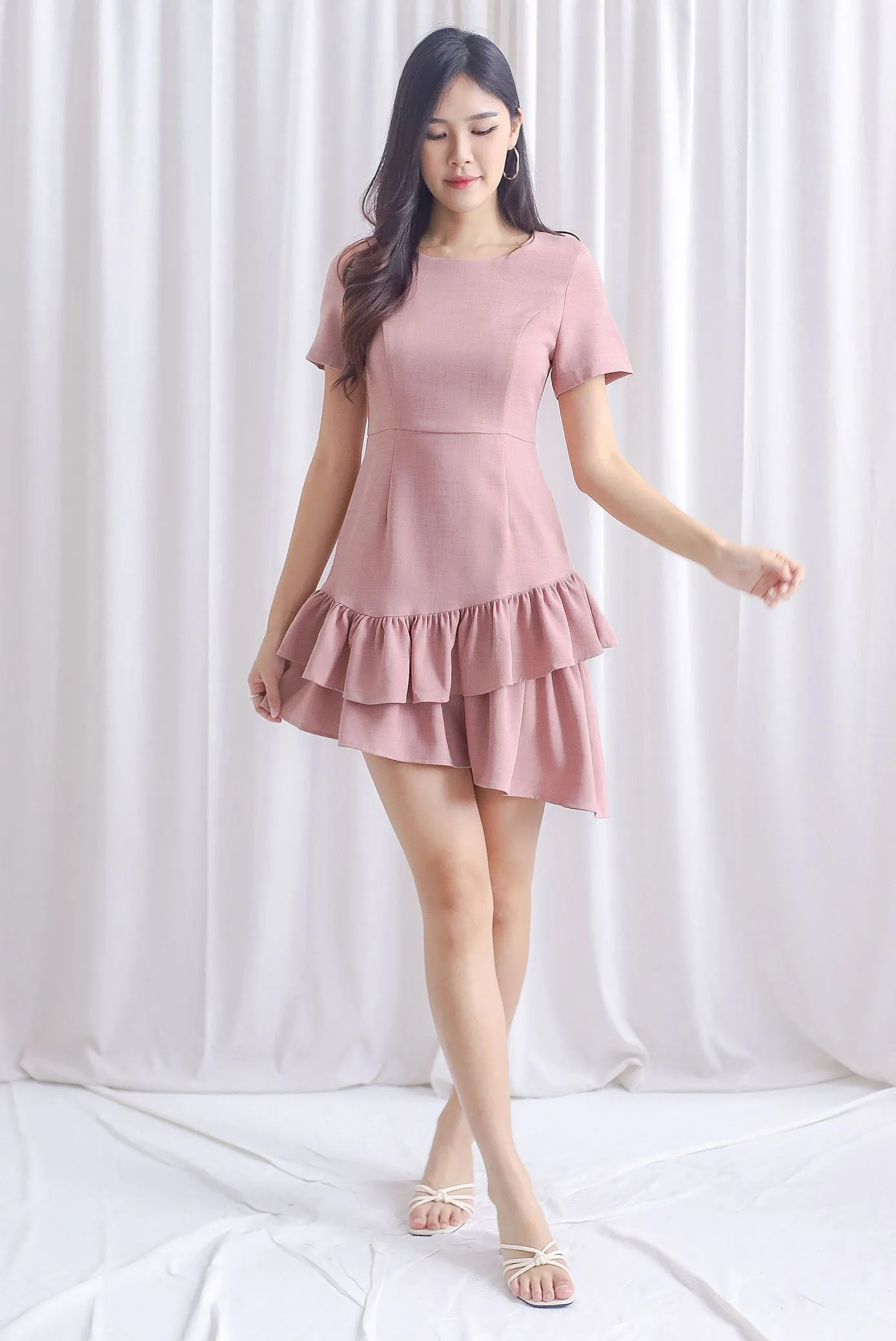 Lindea Asymm Tiered Sleeve Dress In Tea Rose