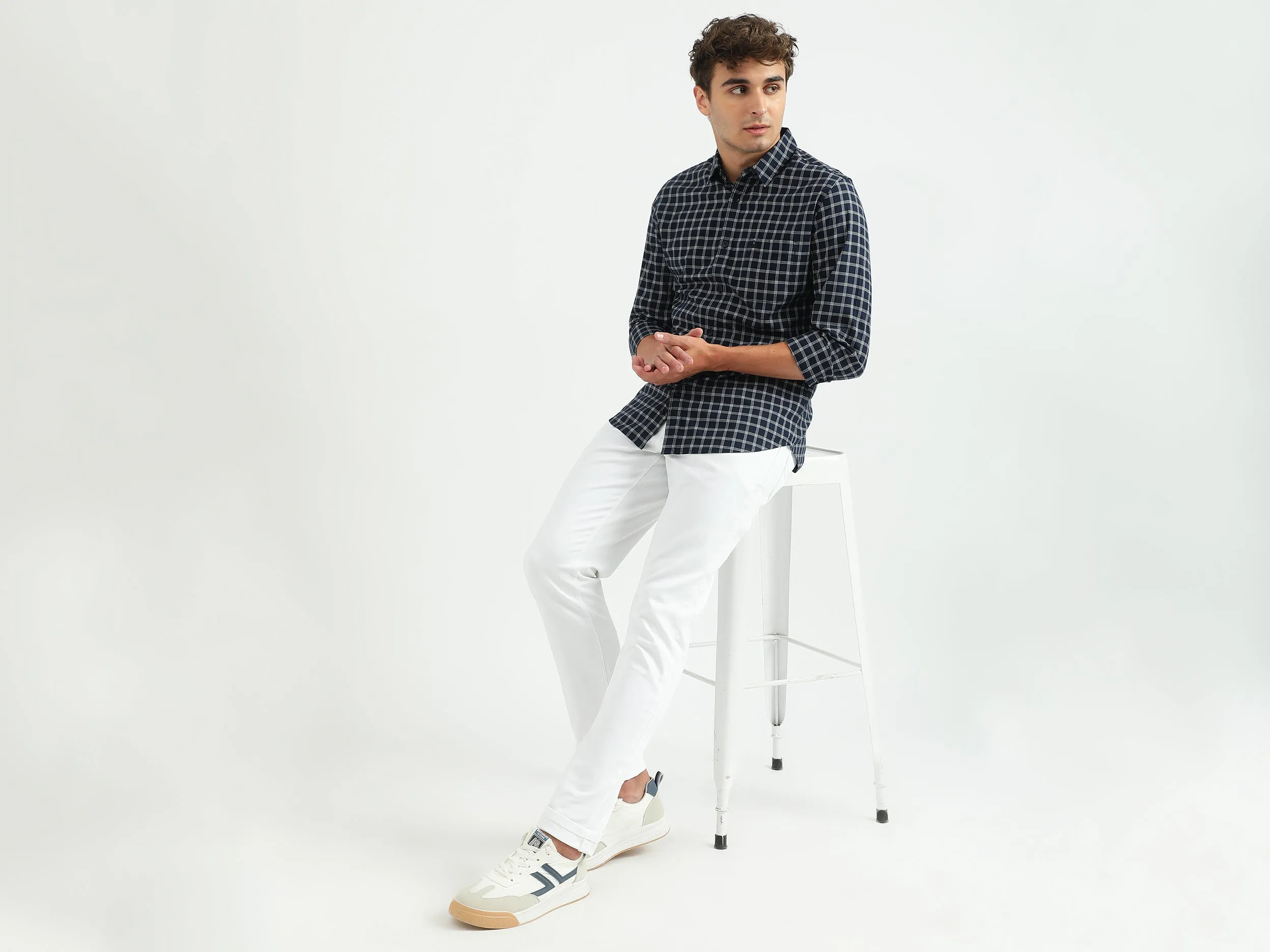 Men Checked Spread Collar Shirt