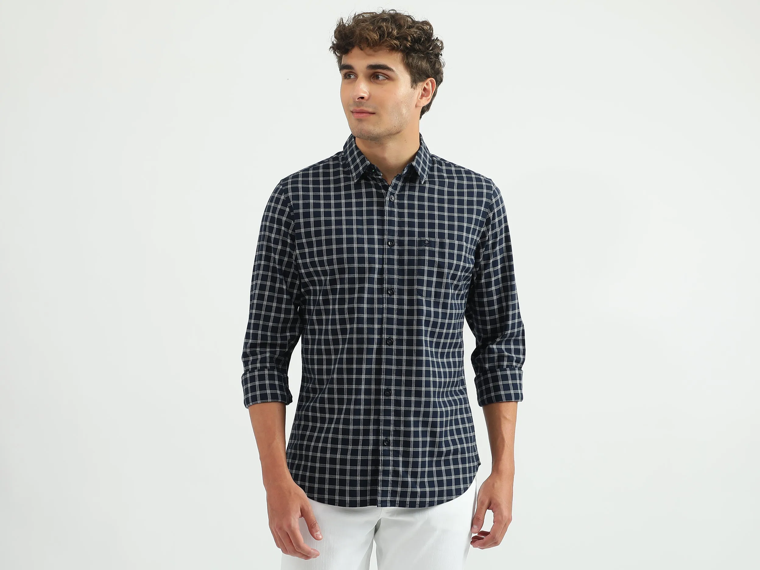 Men Checked Spread Collar Shirt