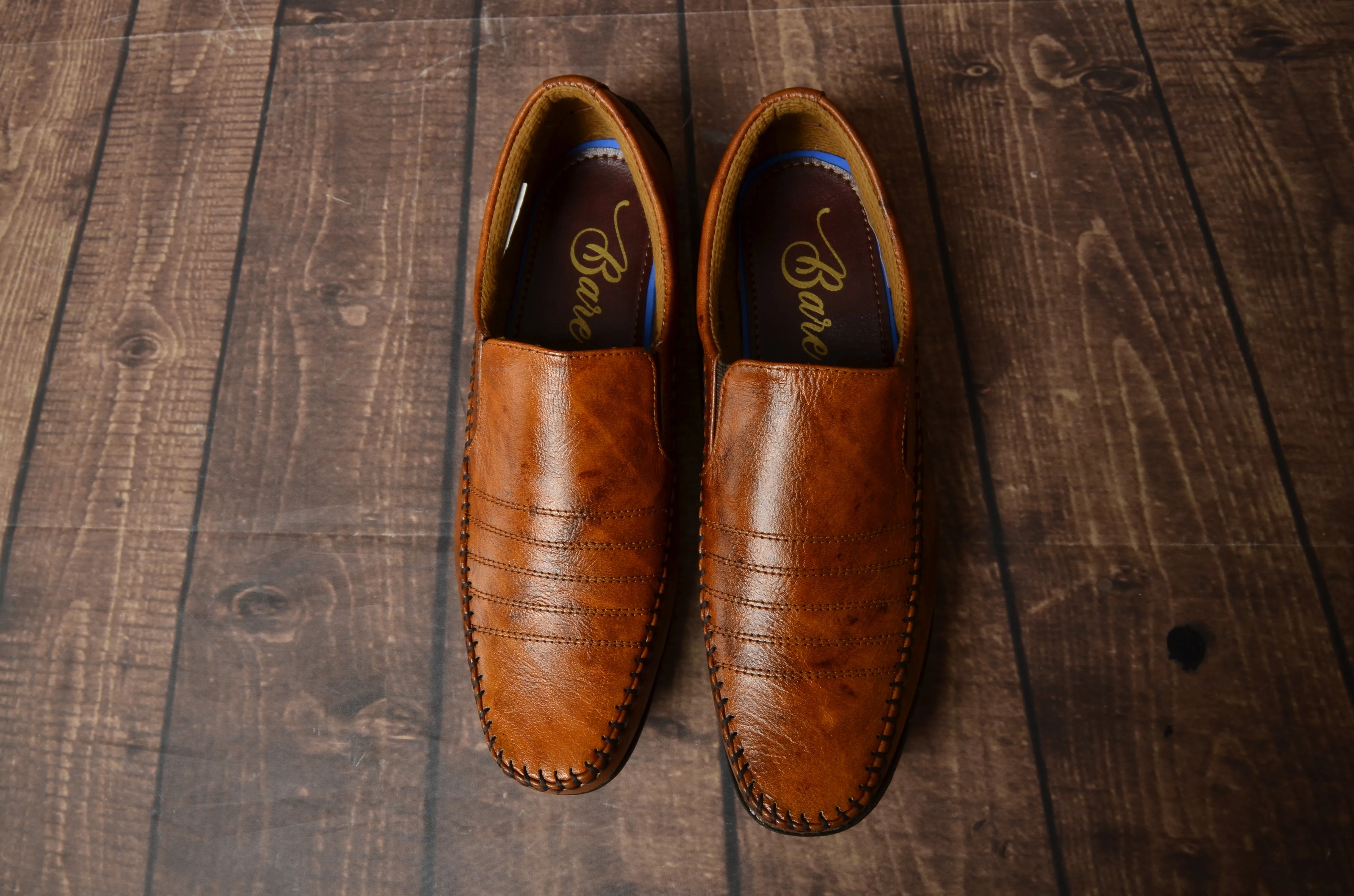 Men loafer with Stitch Front