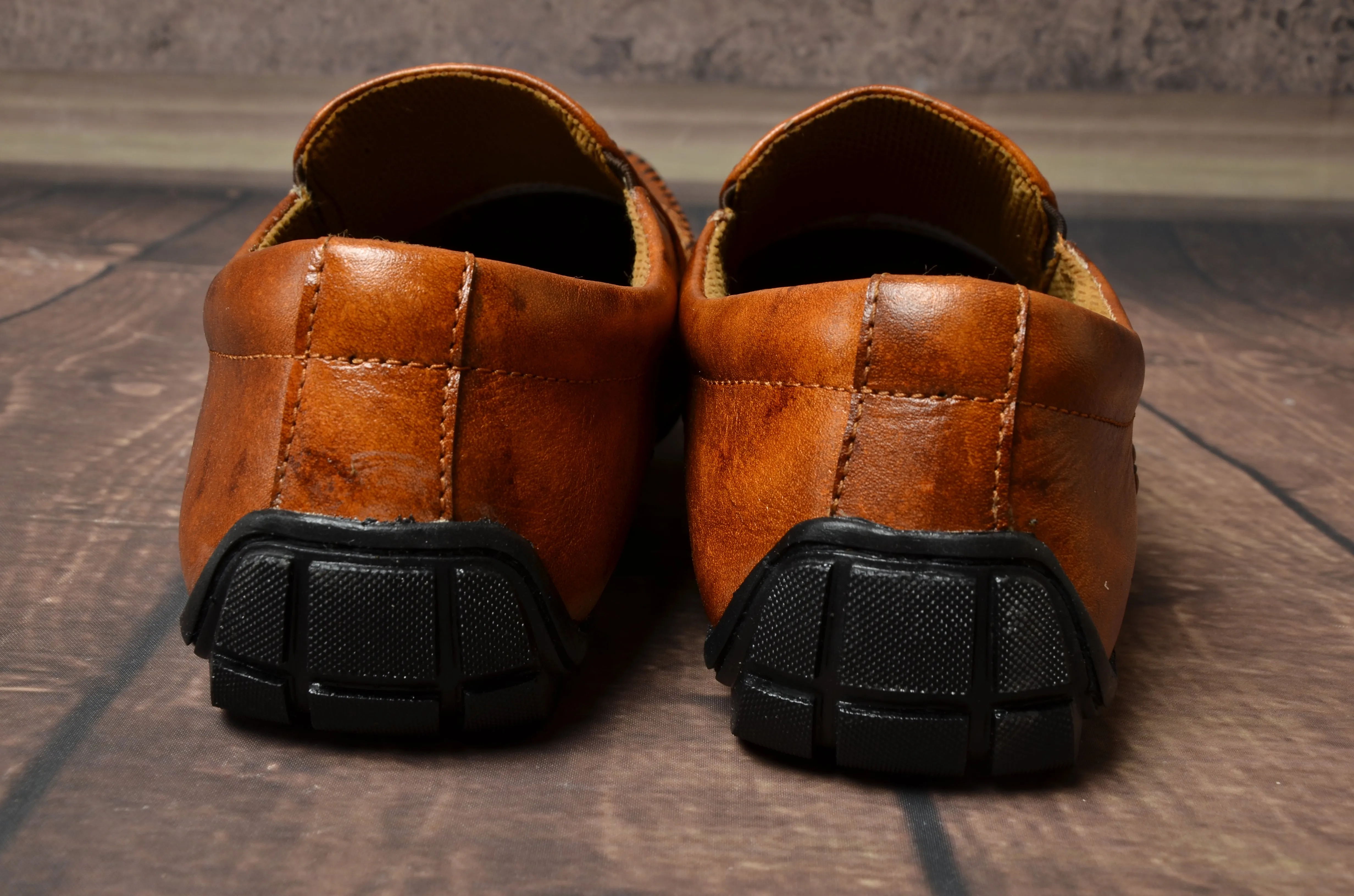 Men loafer with Stitch Front