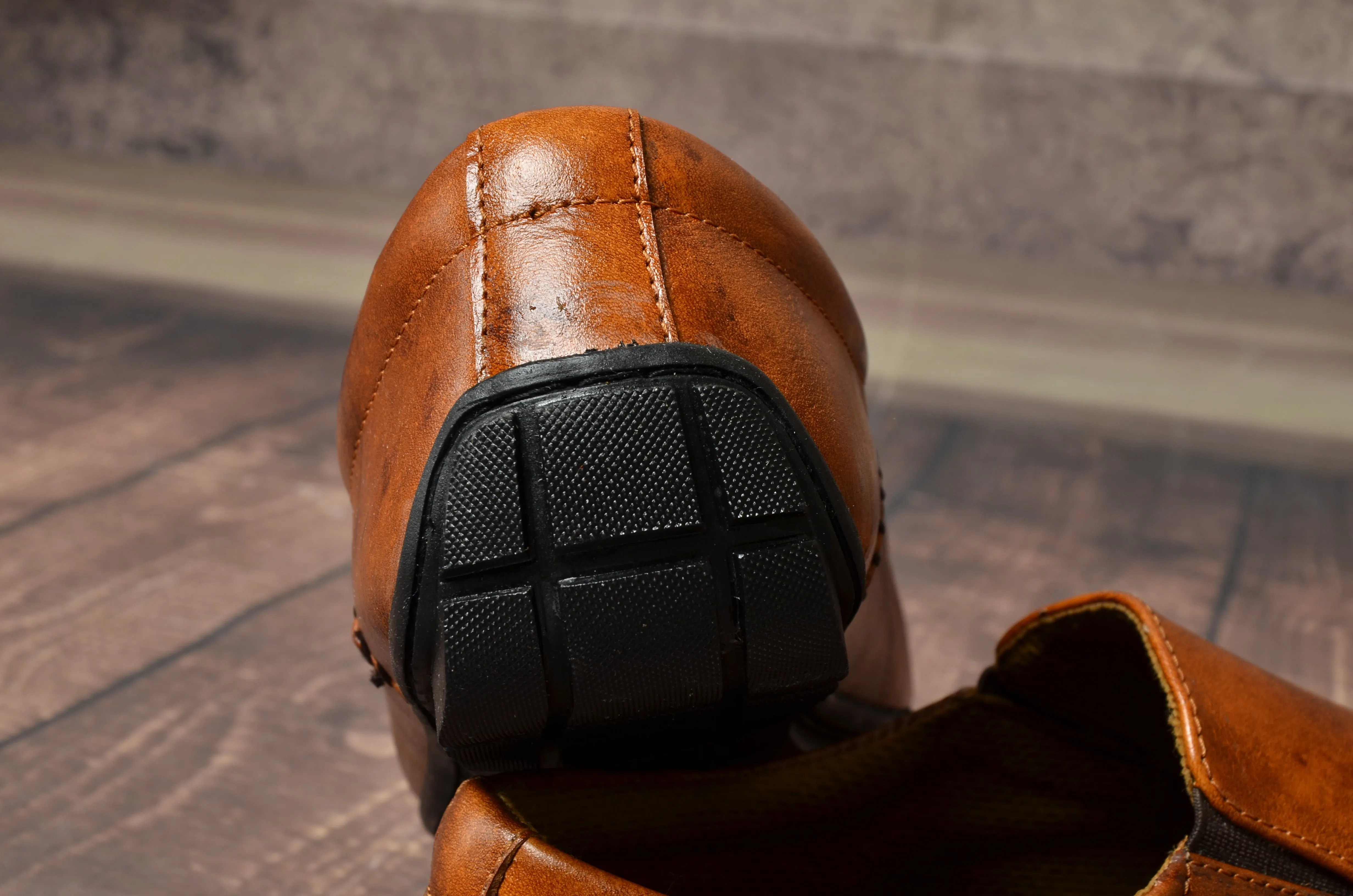 Men loafer with Stitch Front