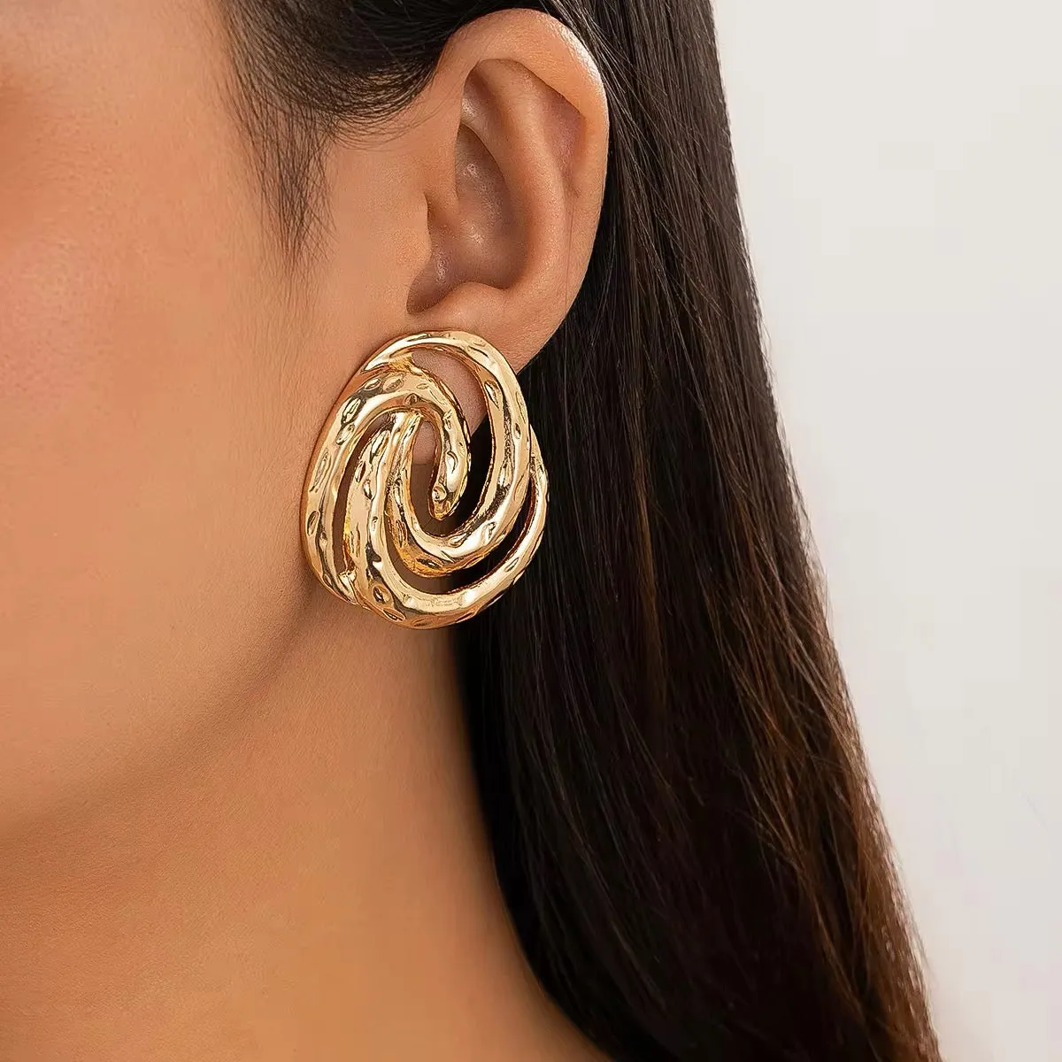 Metal Snake Shaped Spiral Stud Earrings