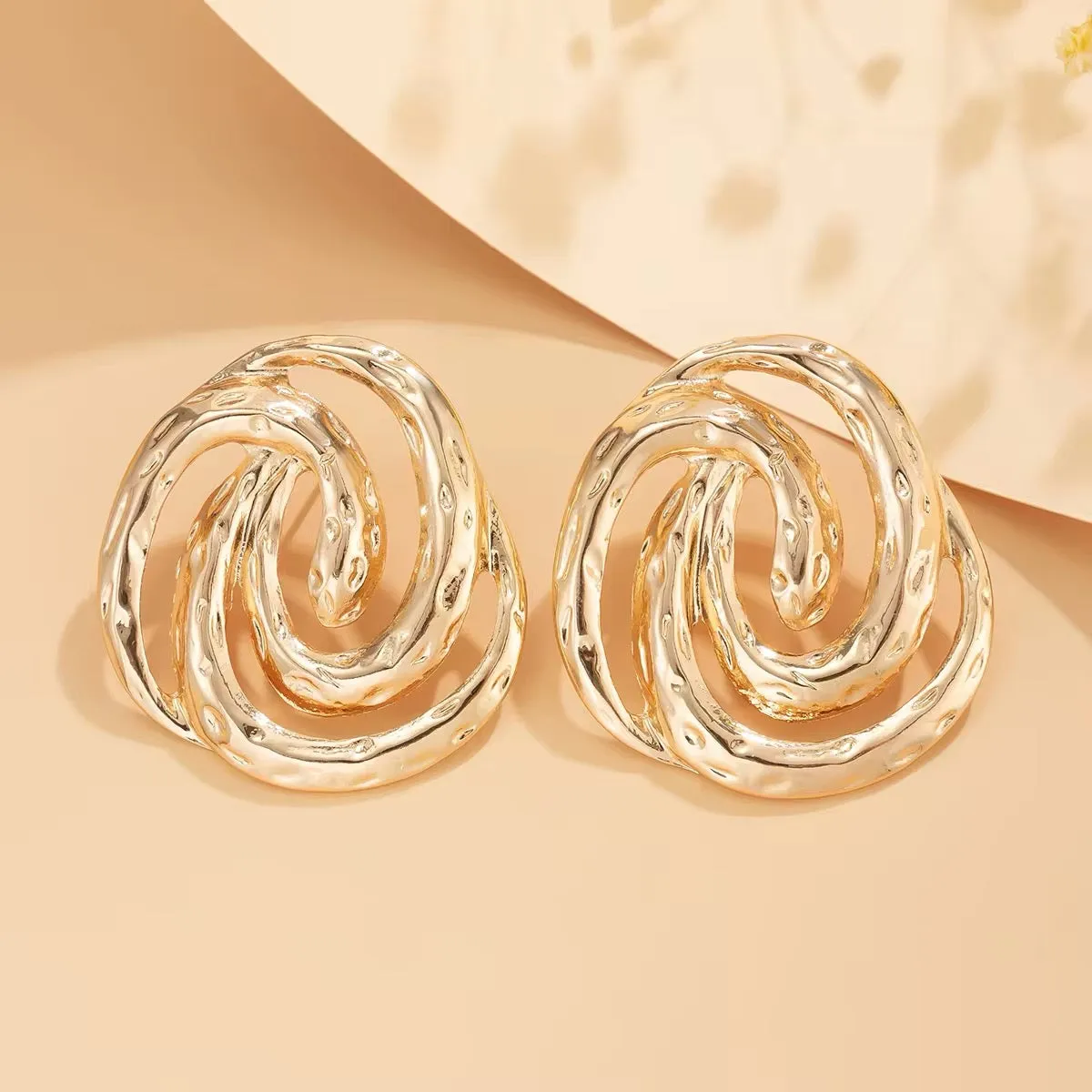 Metal Snake Shaped Spiral Stud Earrings
