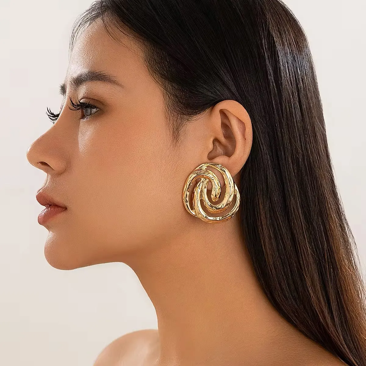 Metal Snake Shaped Spiral Stud Earrings