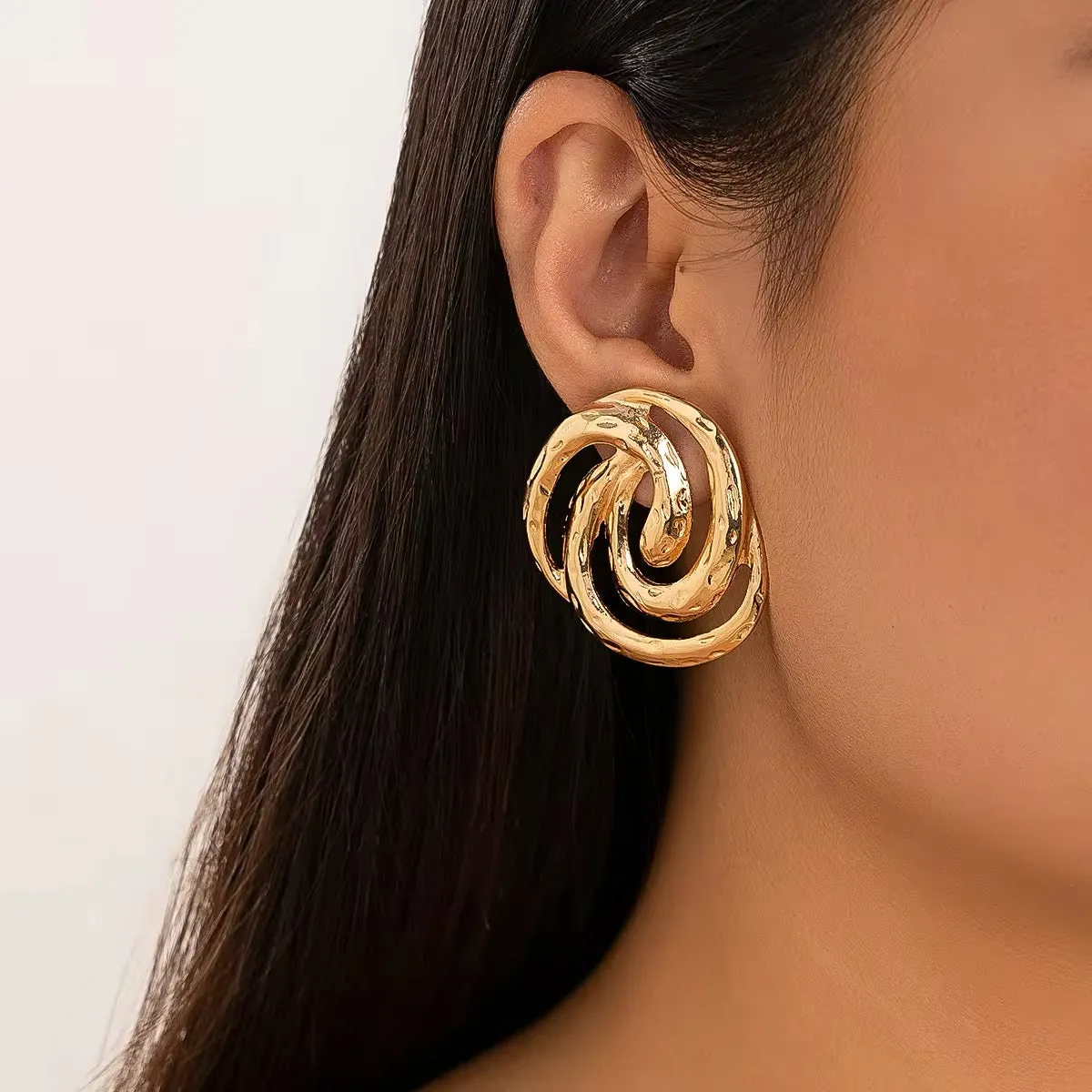 Metal Snake Shaped Spiral Stud Earrings