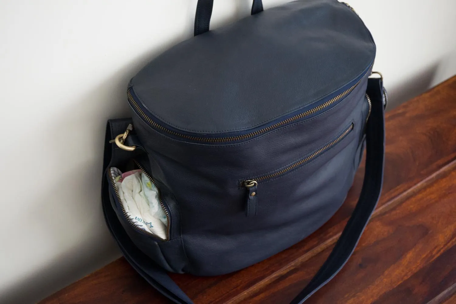 Noa Convertible Bucket Bag in Midnight Navy Blue