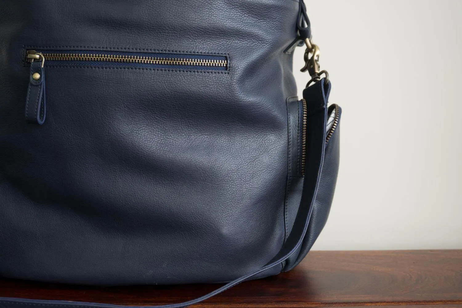 Noa Convertible Bucket Bag in Midnight Navy Blue