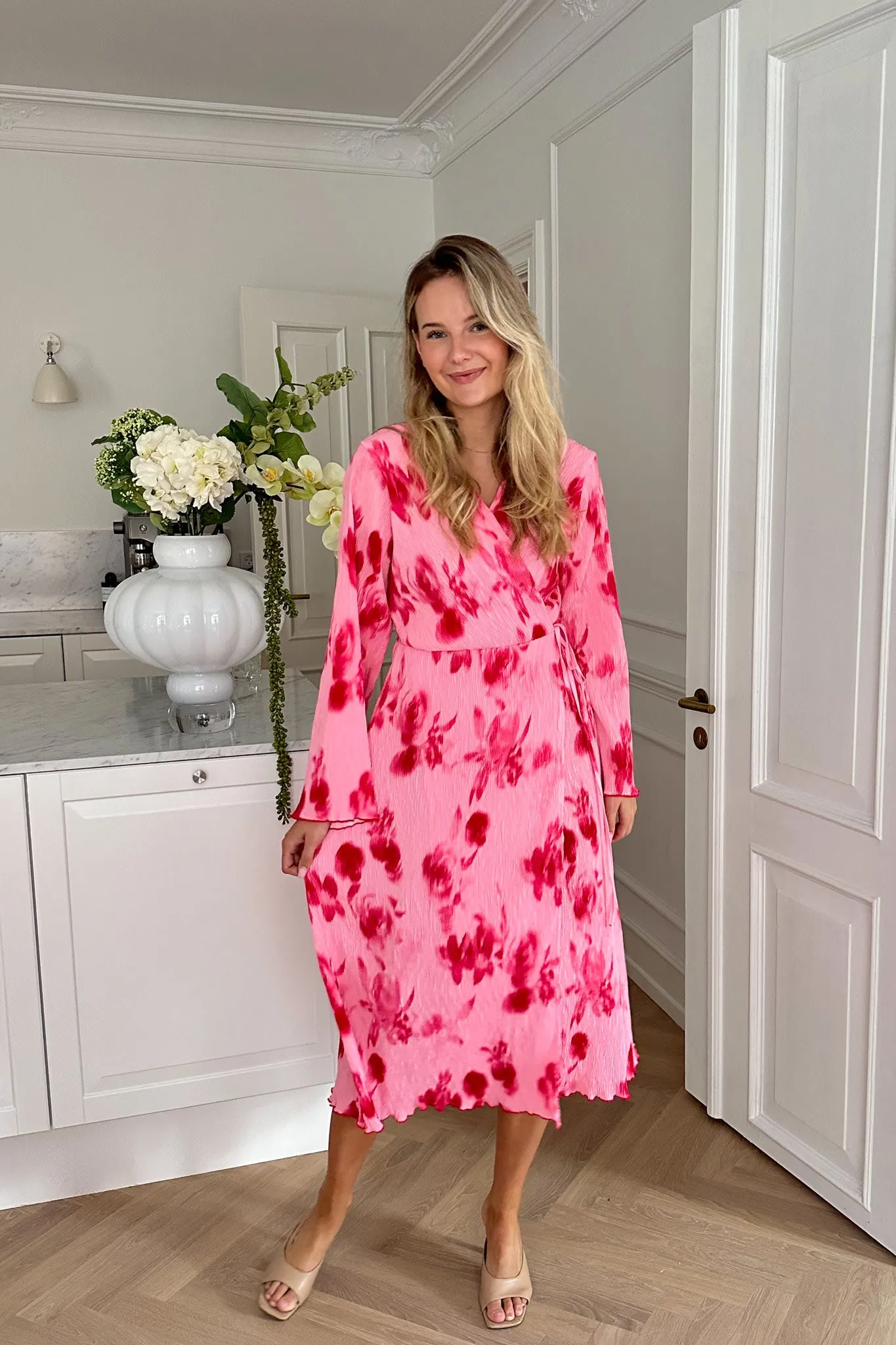 OfeliaIC Lang Wrap Kjole - Pink Store Blomster