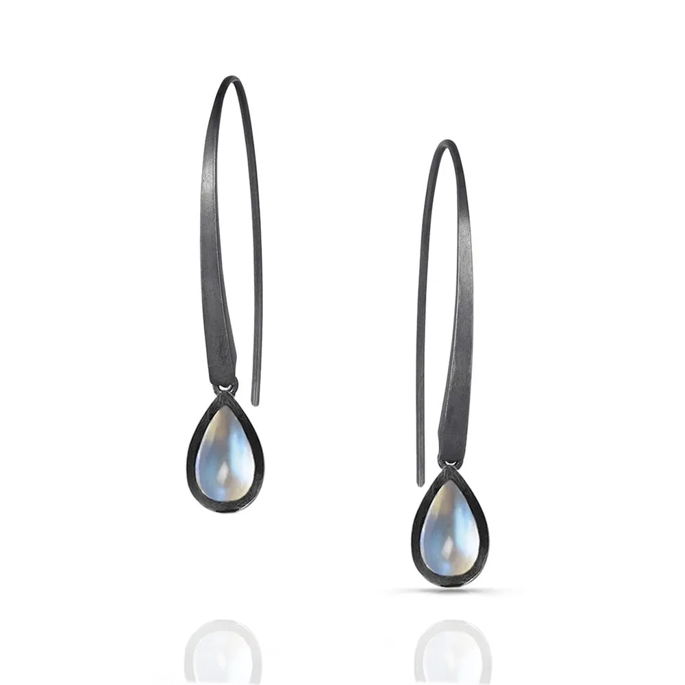 Opium Earrings with Moonstones