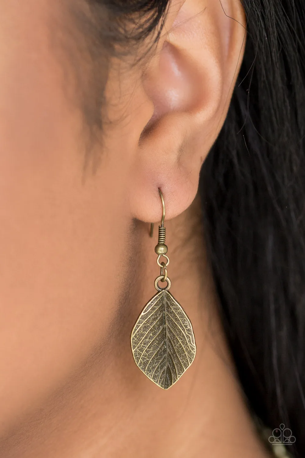 Paparazzi Serenely Sequoia - Brass Leaf Necklace