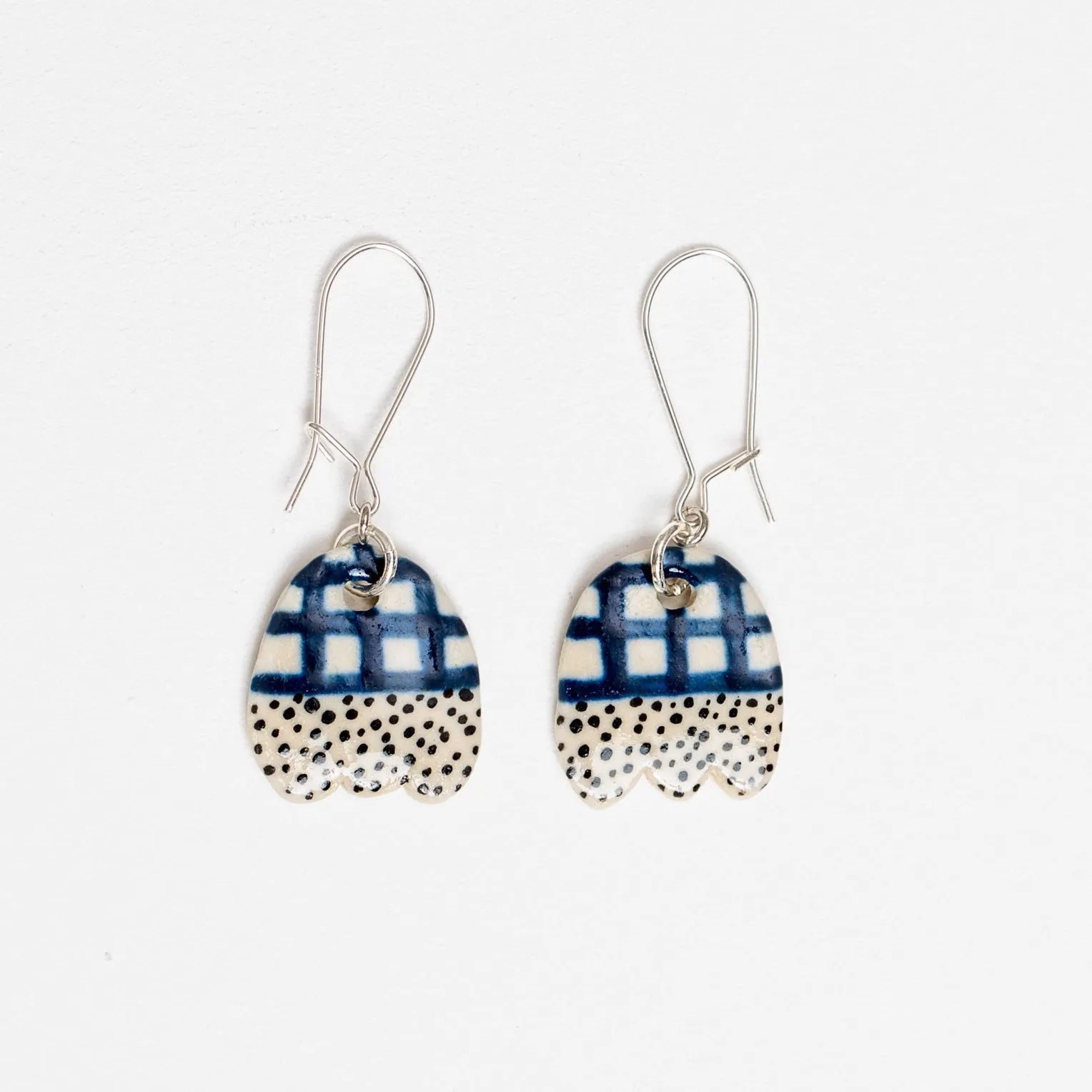 PETITE HALFY EARRINGS
