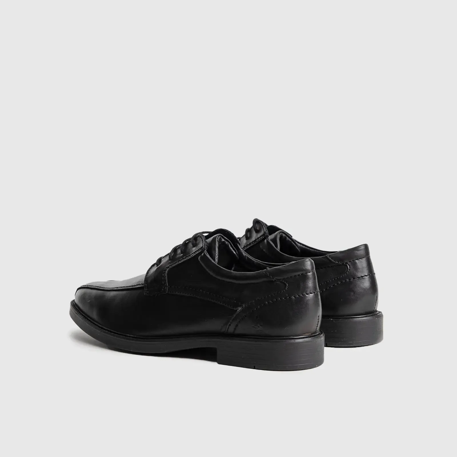 Pisces Comfort Oxfords