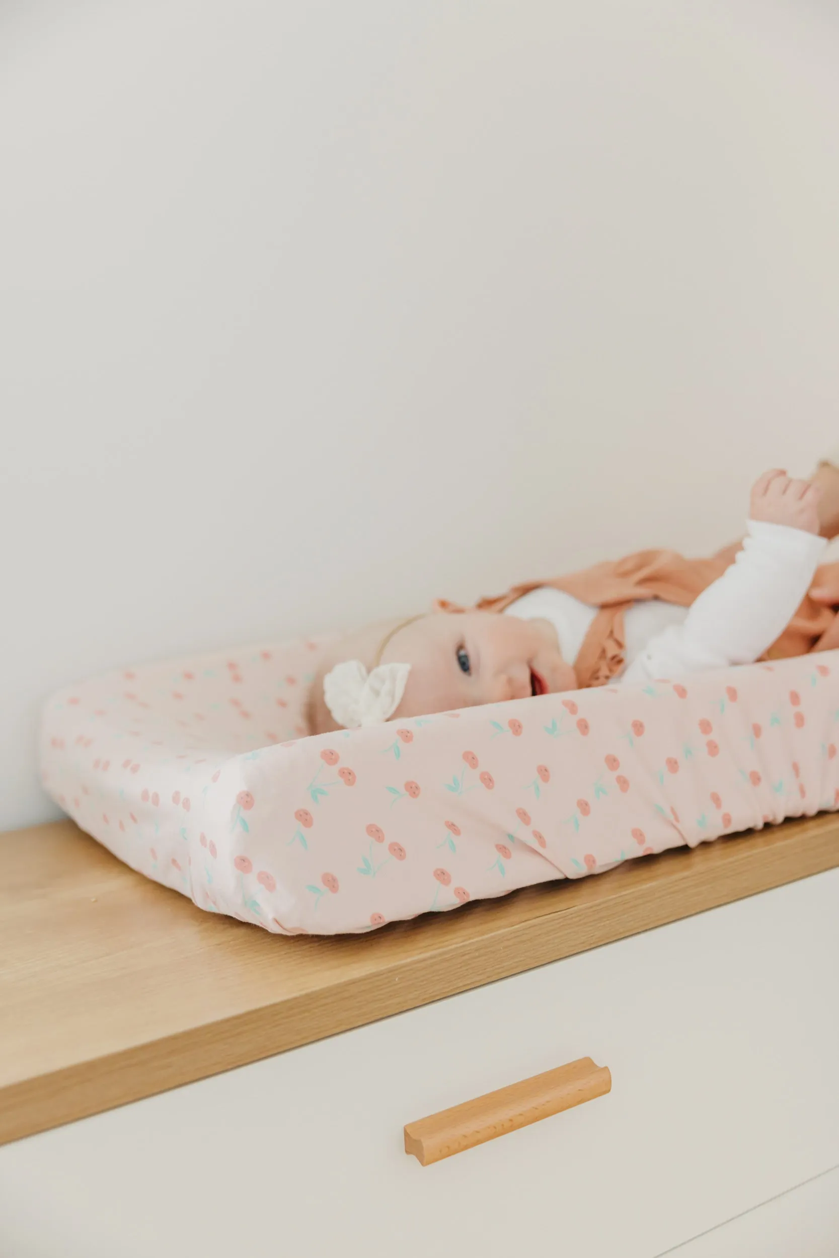 Premium Knit Diaper Changing Pad Cover - Cheery