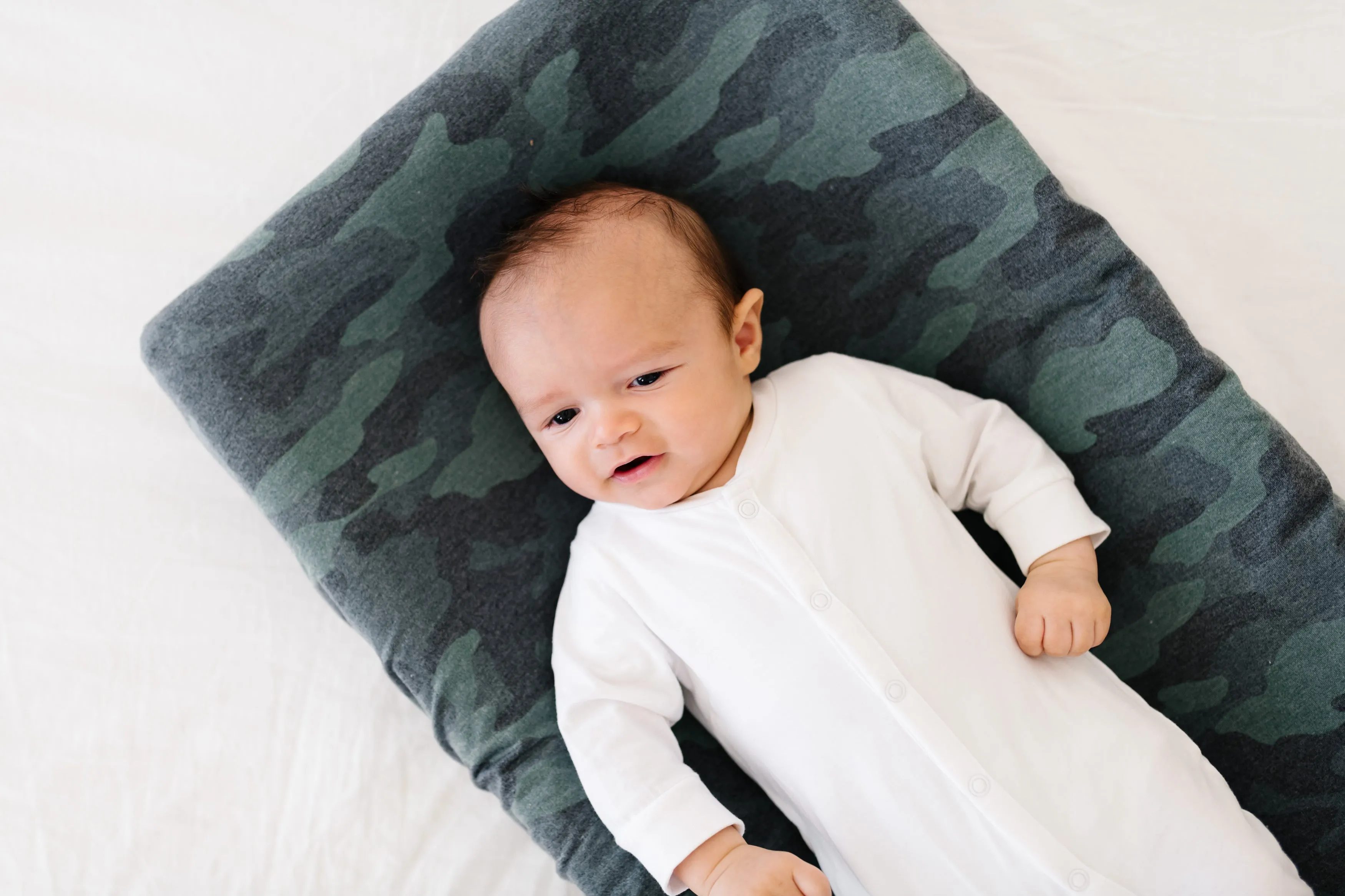 Premium Knit Diaper Changing Pad Cover - Hunter