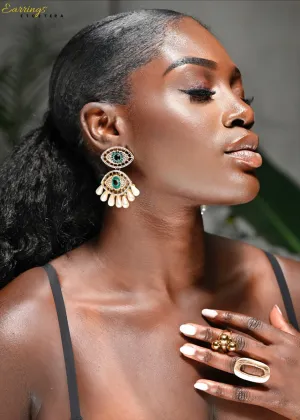 PRETTY EYES STATEMENT EARRINGS