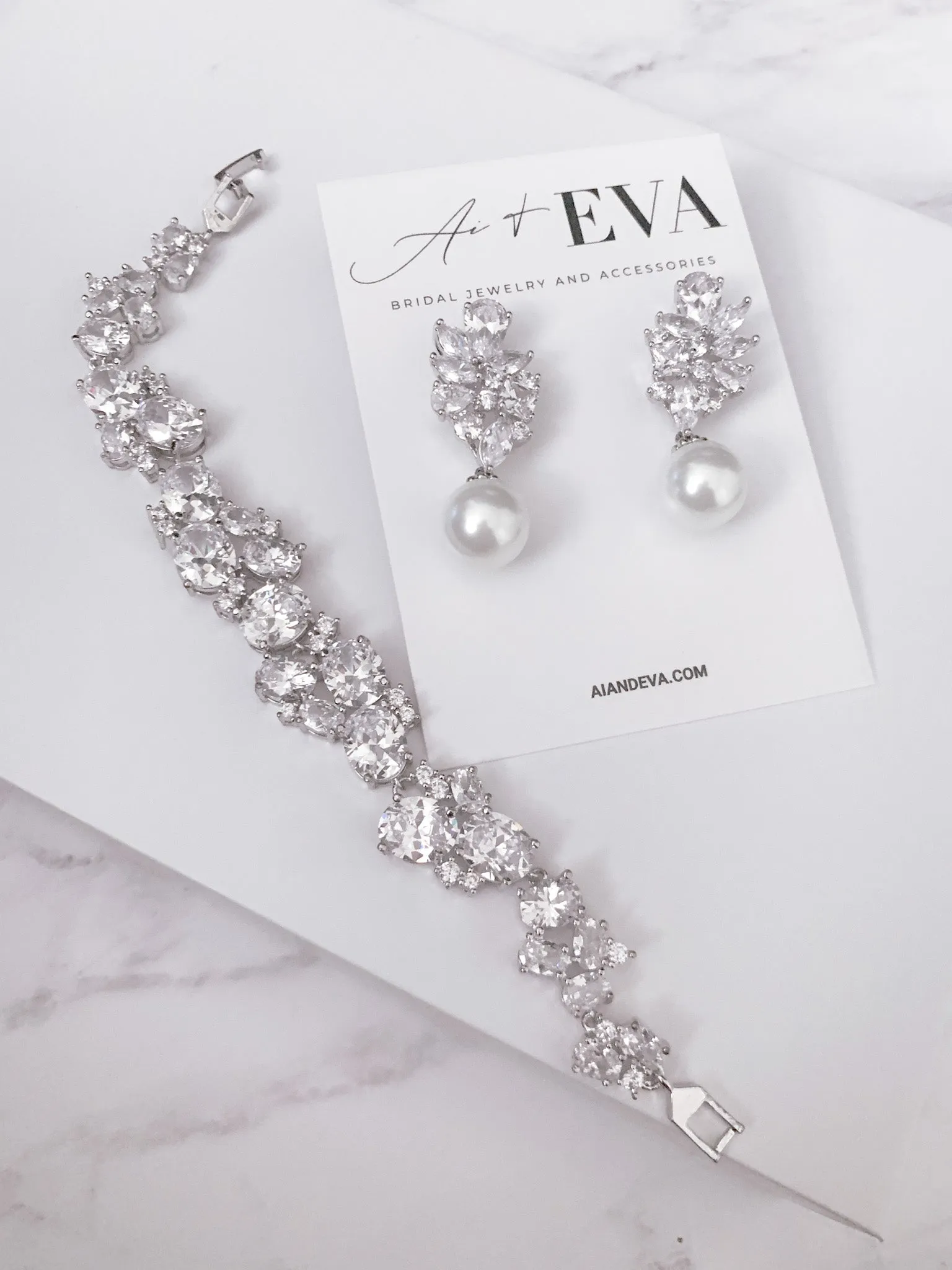 Queen Earrings