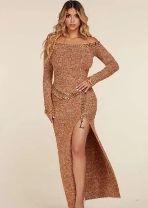 "LISANDRA" OFF SHOULDER MAXI DRESS