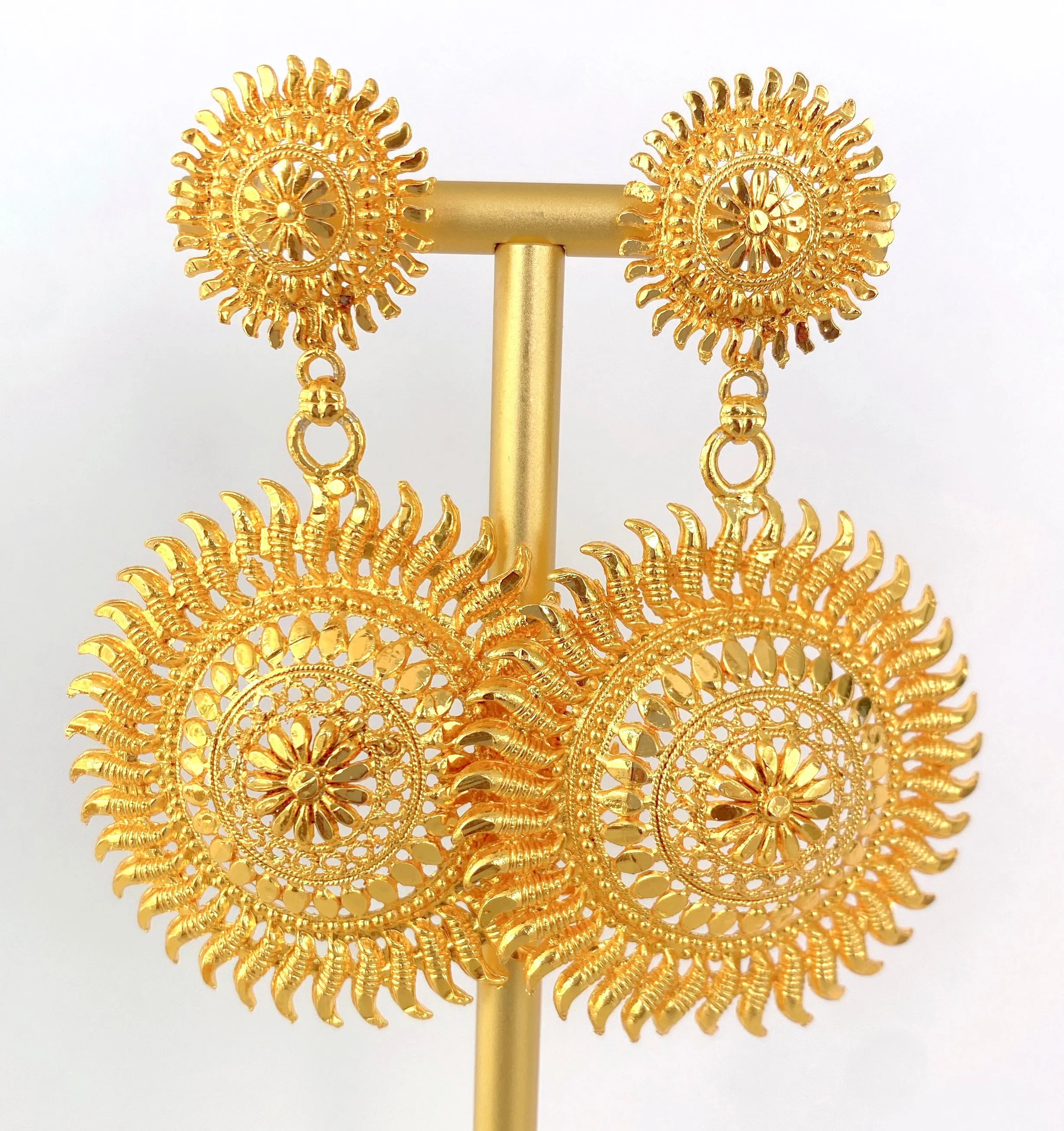 RADIA STATEMENT EARRINGS